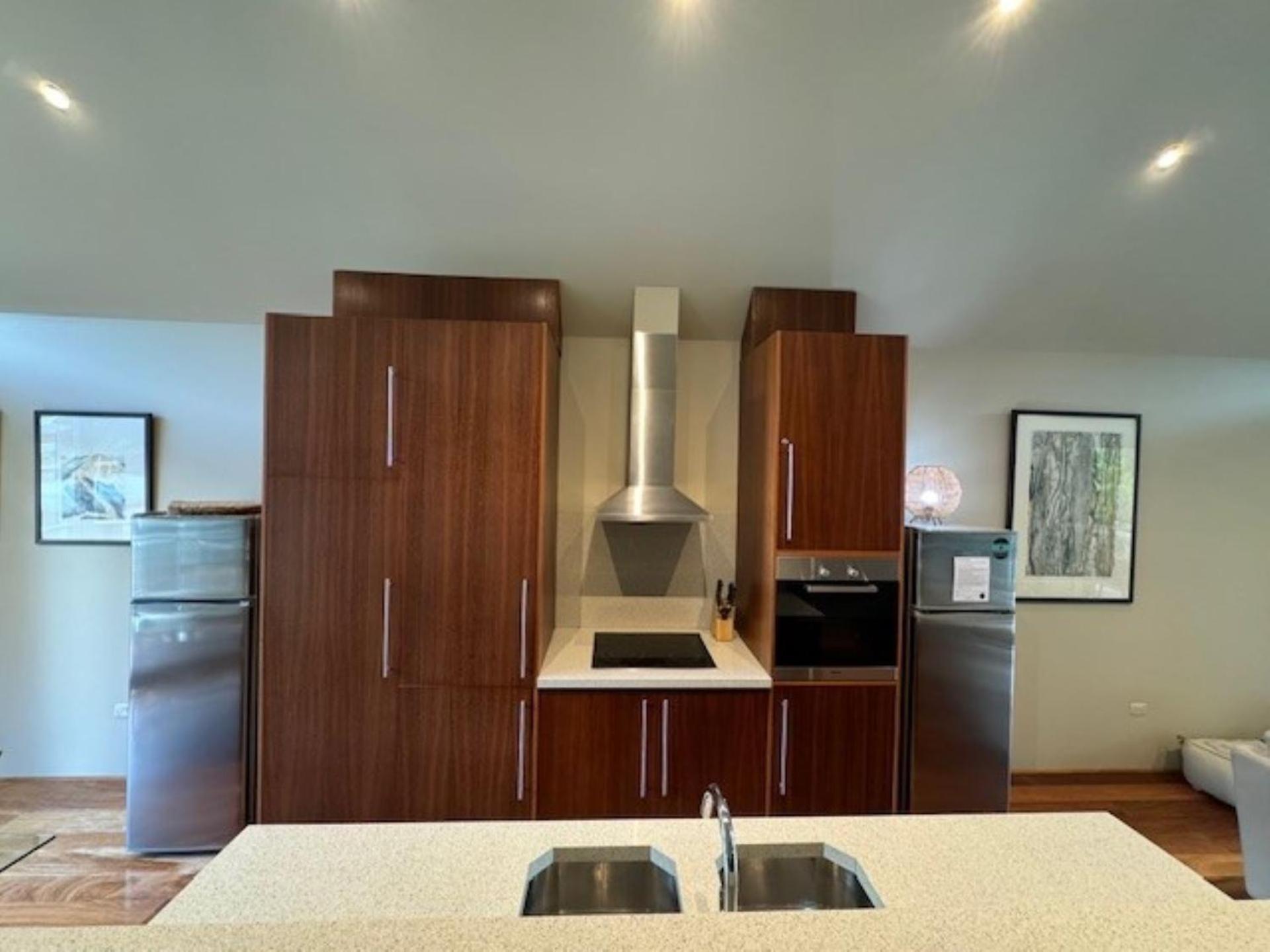 Unit 6 Centenary Park Townhouse
