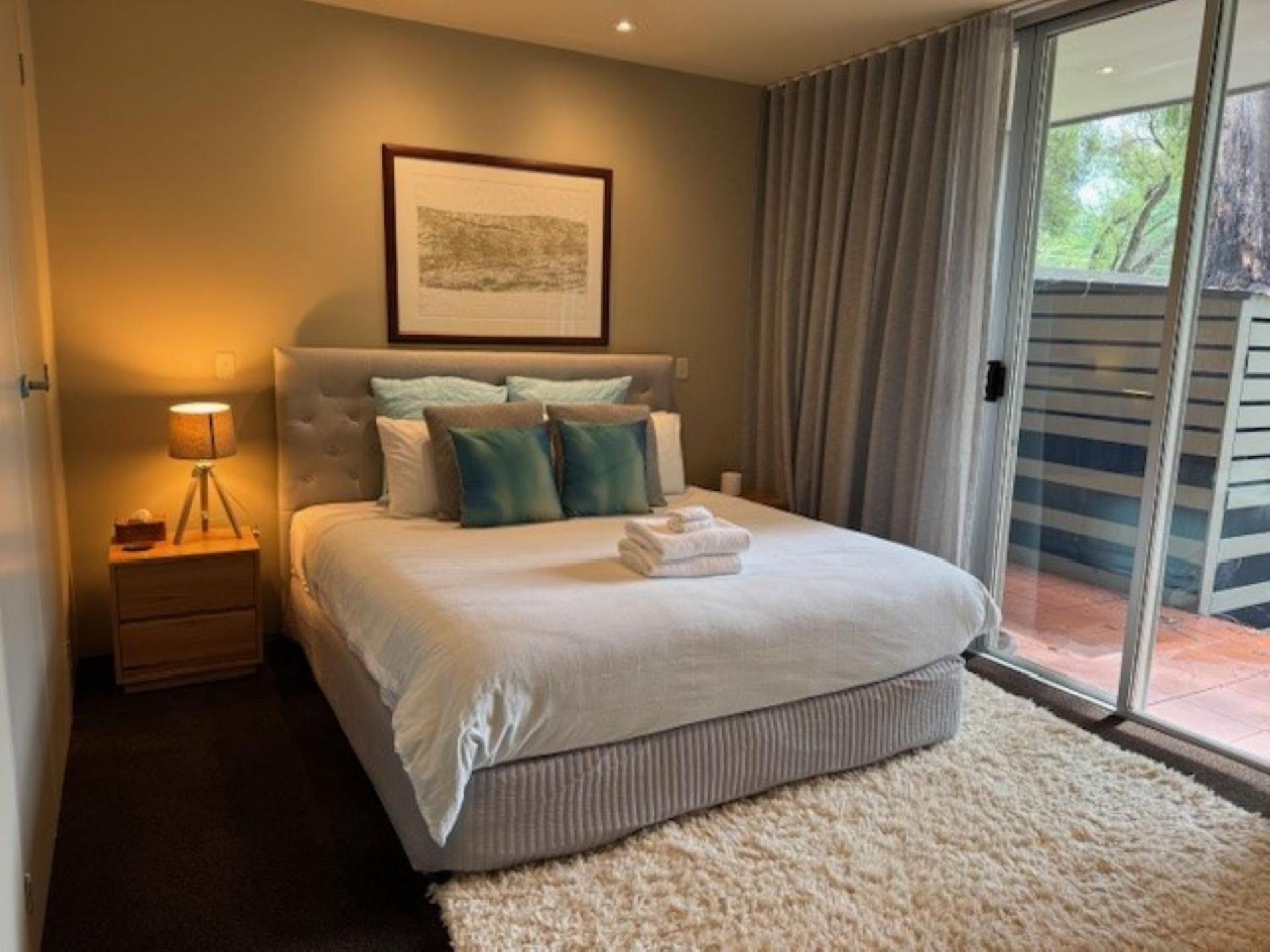 Unit 6 Centenary Park Townhouse