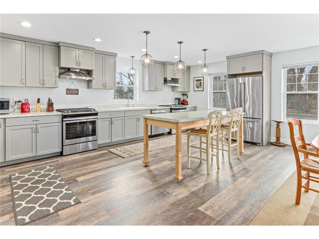 Minneapolis / St Paul Vacations - Work and Live in the Twin Cities - We Connect - Property Image 37