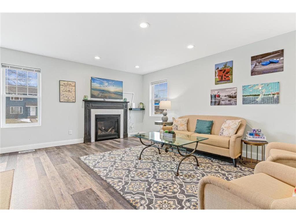Minneapolis / St Paul Vacations - Work and Live in the Twin Cities - We Connect - Property Image 21