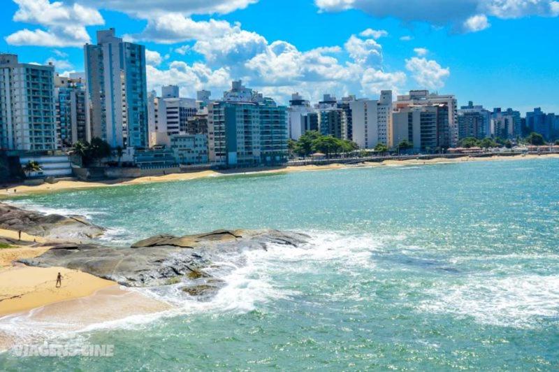 Cobertura Frente Mar com piscina privada e sauna 4 quartos sendo 1 suite churrasqueira varanda com vista mar