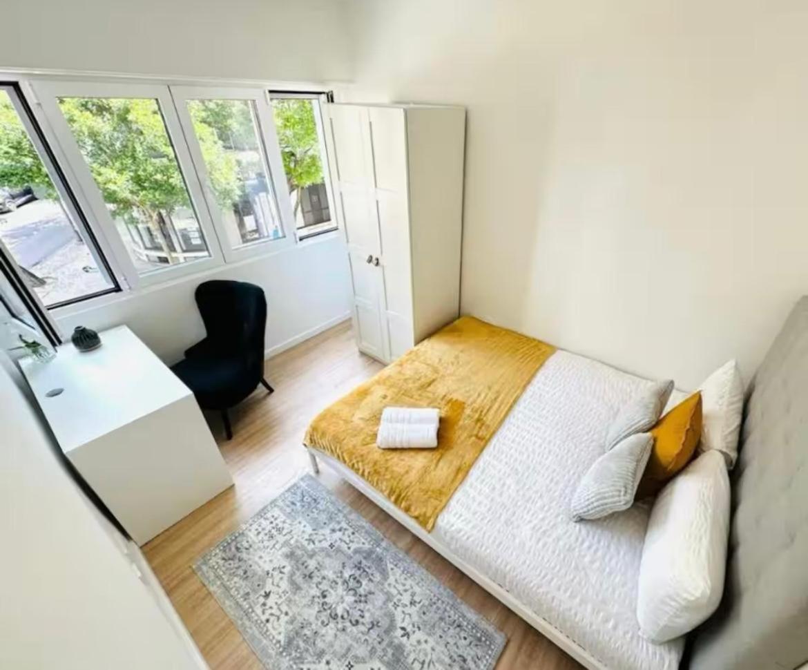 City Center Room, Perfect for Couples and Tourists
