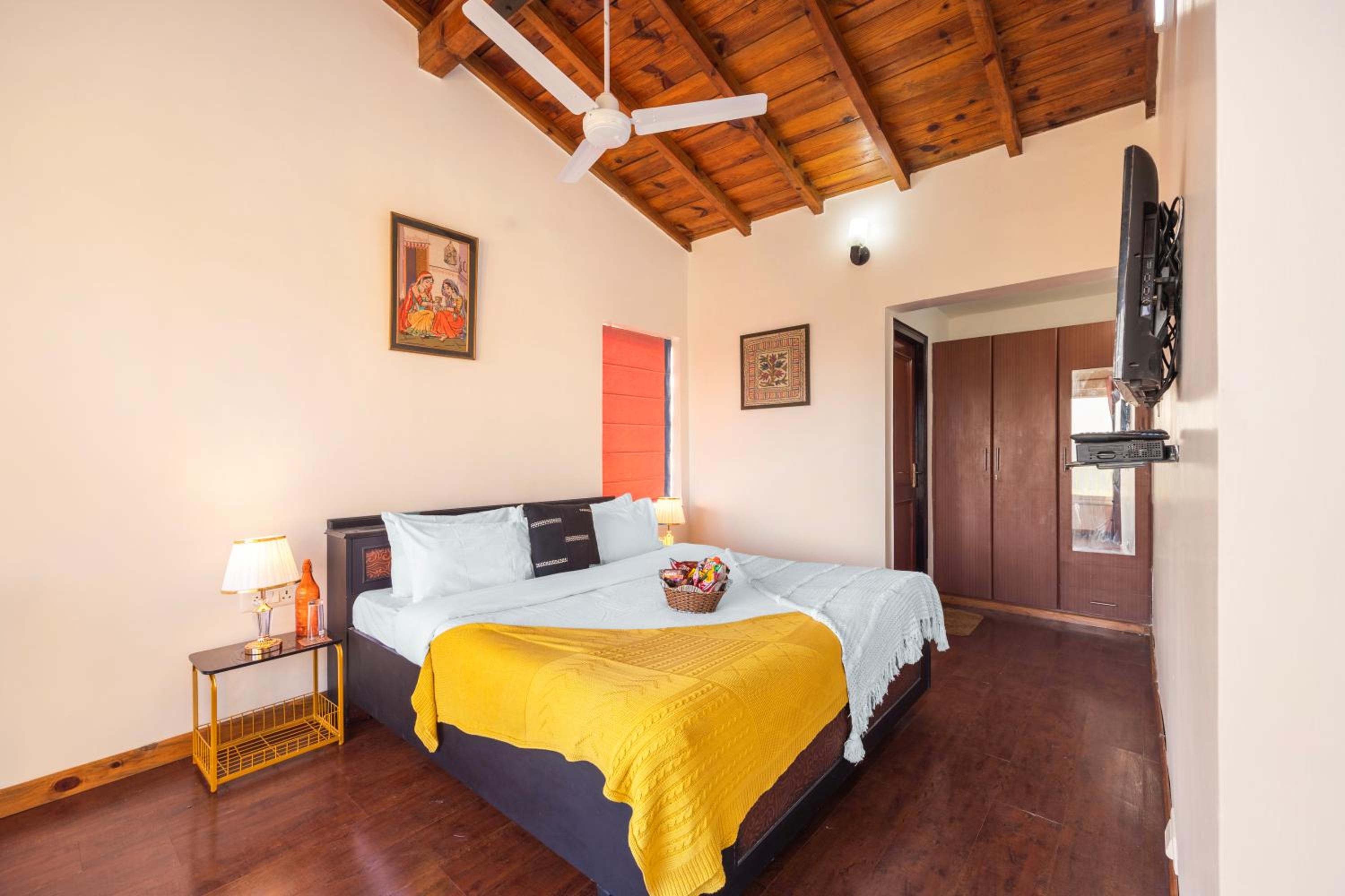 Alaya Stays Nirvana Sierra 2 BHK Charming Villa view 4