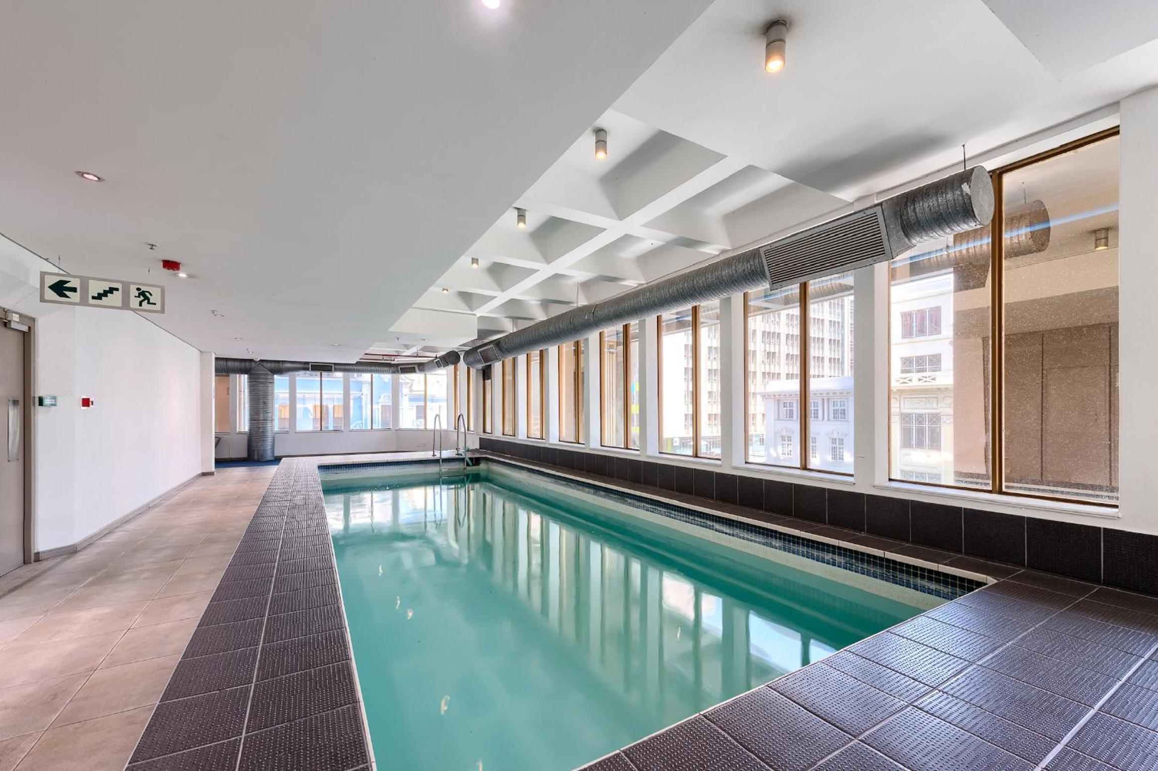 #507 Cartwright - Modern City Apartment view 4