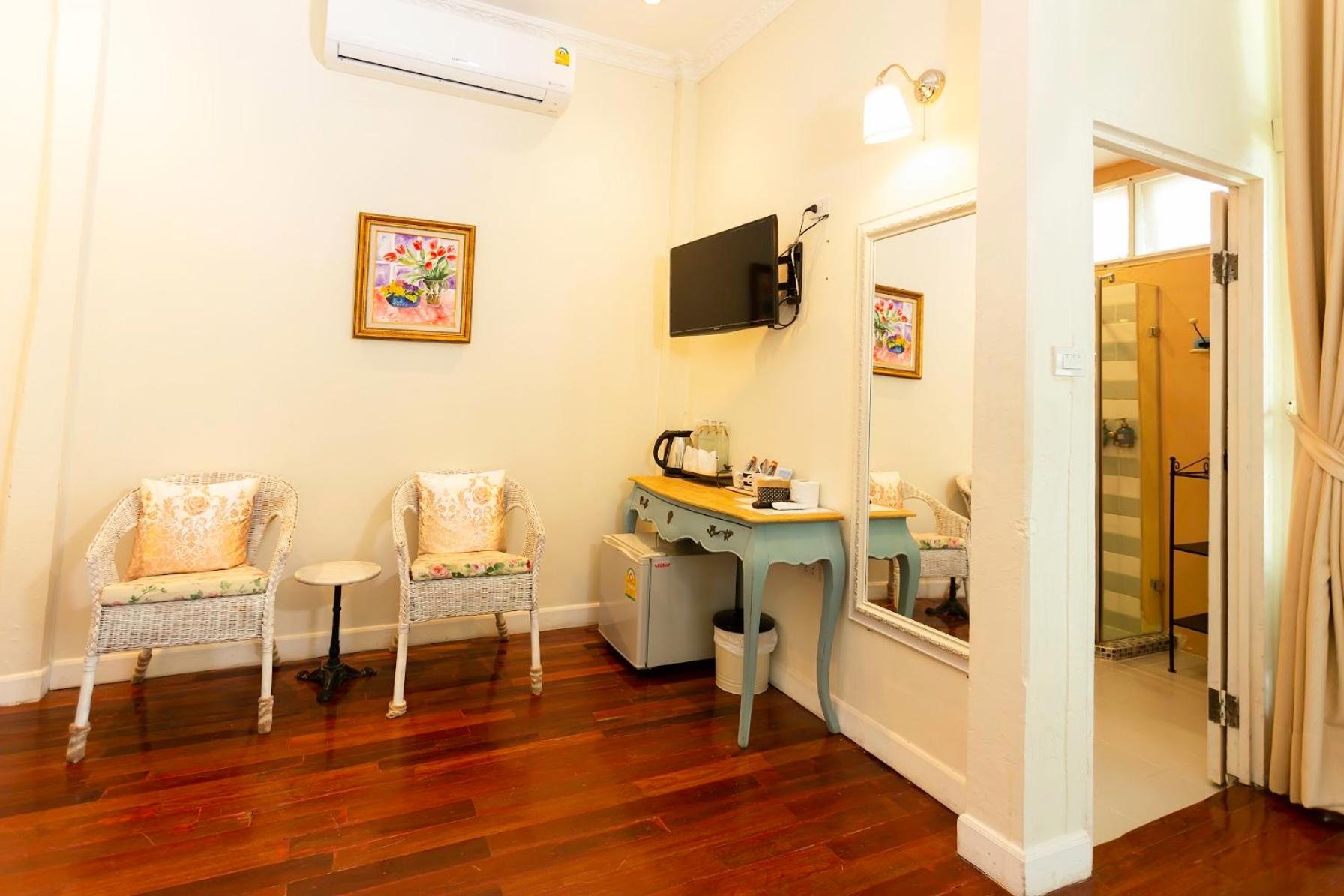 Nai Suan Bed and Breakfast