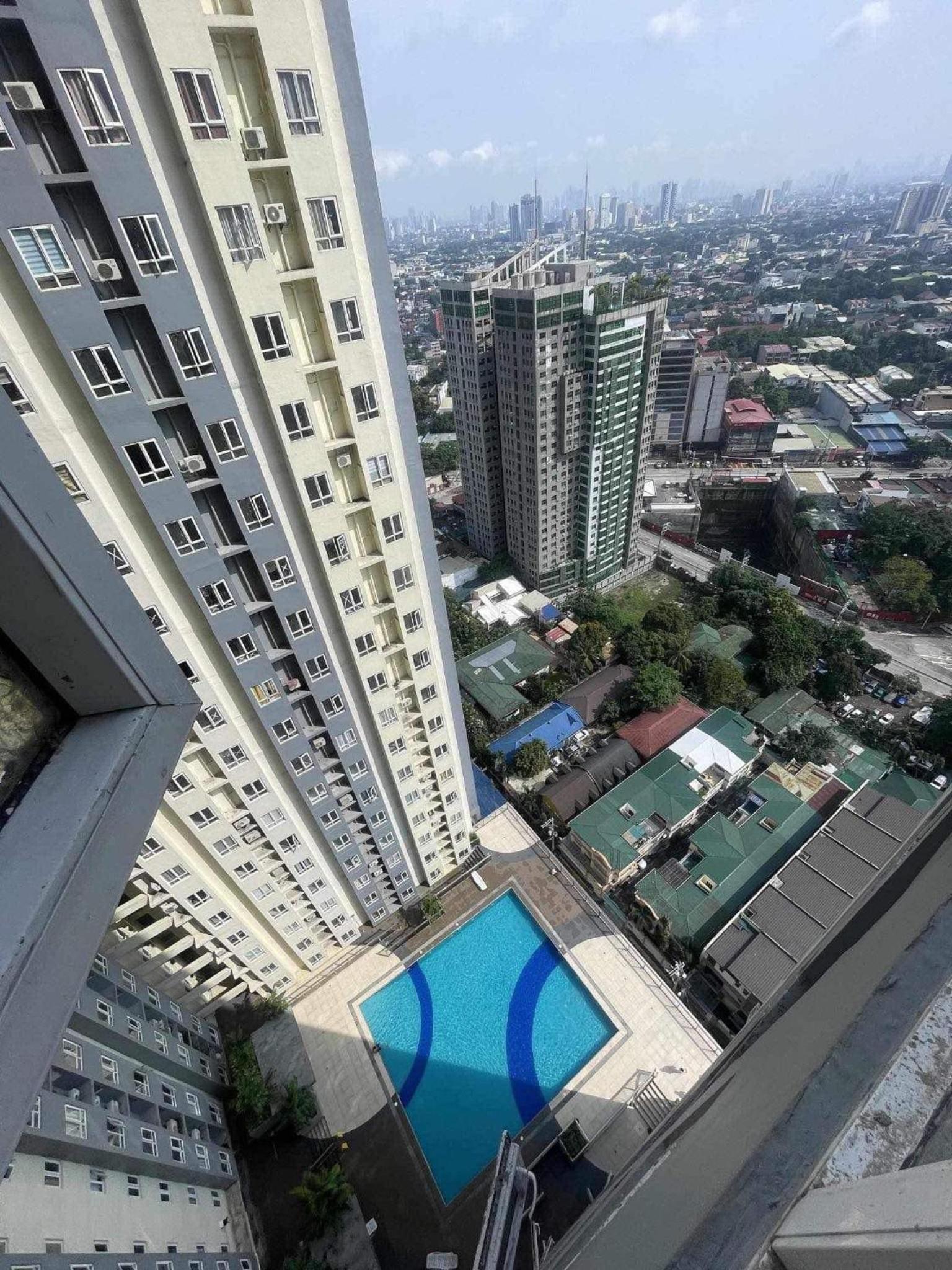 Khali Cassa NEAR CUBAO & EDSA view 2