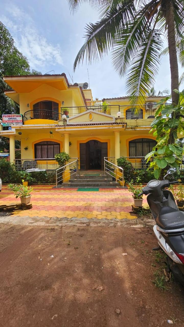 FLOBESTIAN BEACH VILLA CANDOLIM BEACH view 2