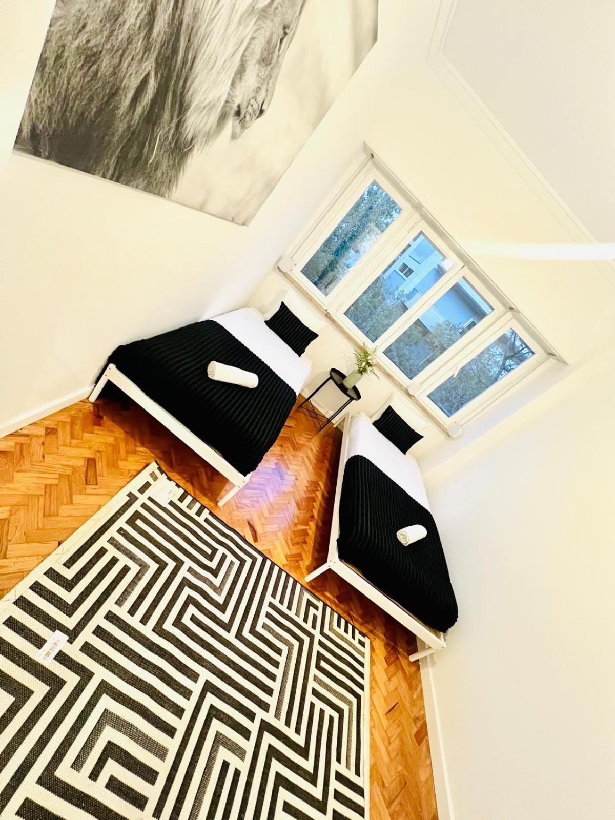 Charming Place, Best Location in Town view 4