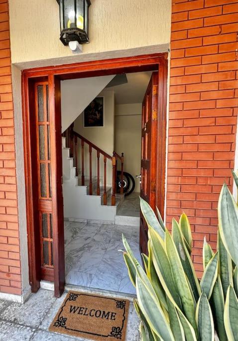 Smart Comfort StudioN4 Private Kitchenette Bathroom to Beach 260m Marina Port old City 900m