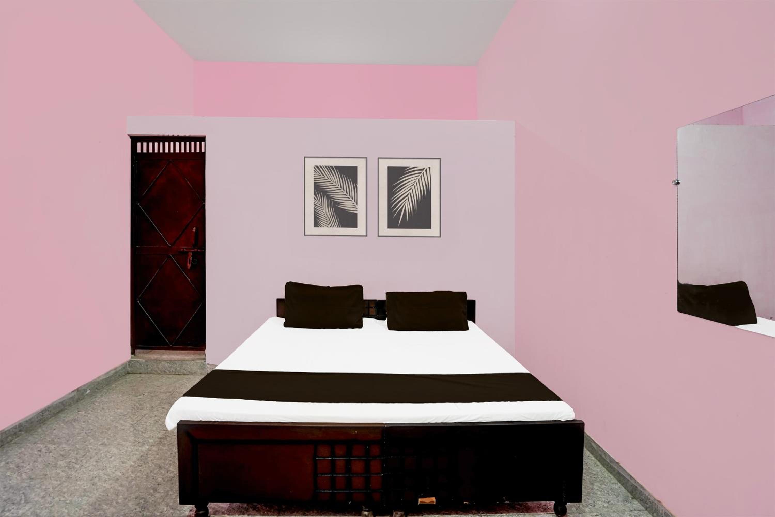 SPOT ON Hotel Royal Palace