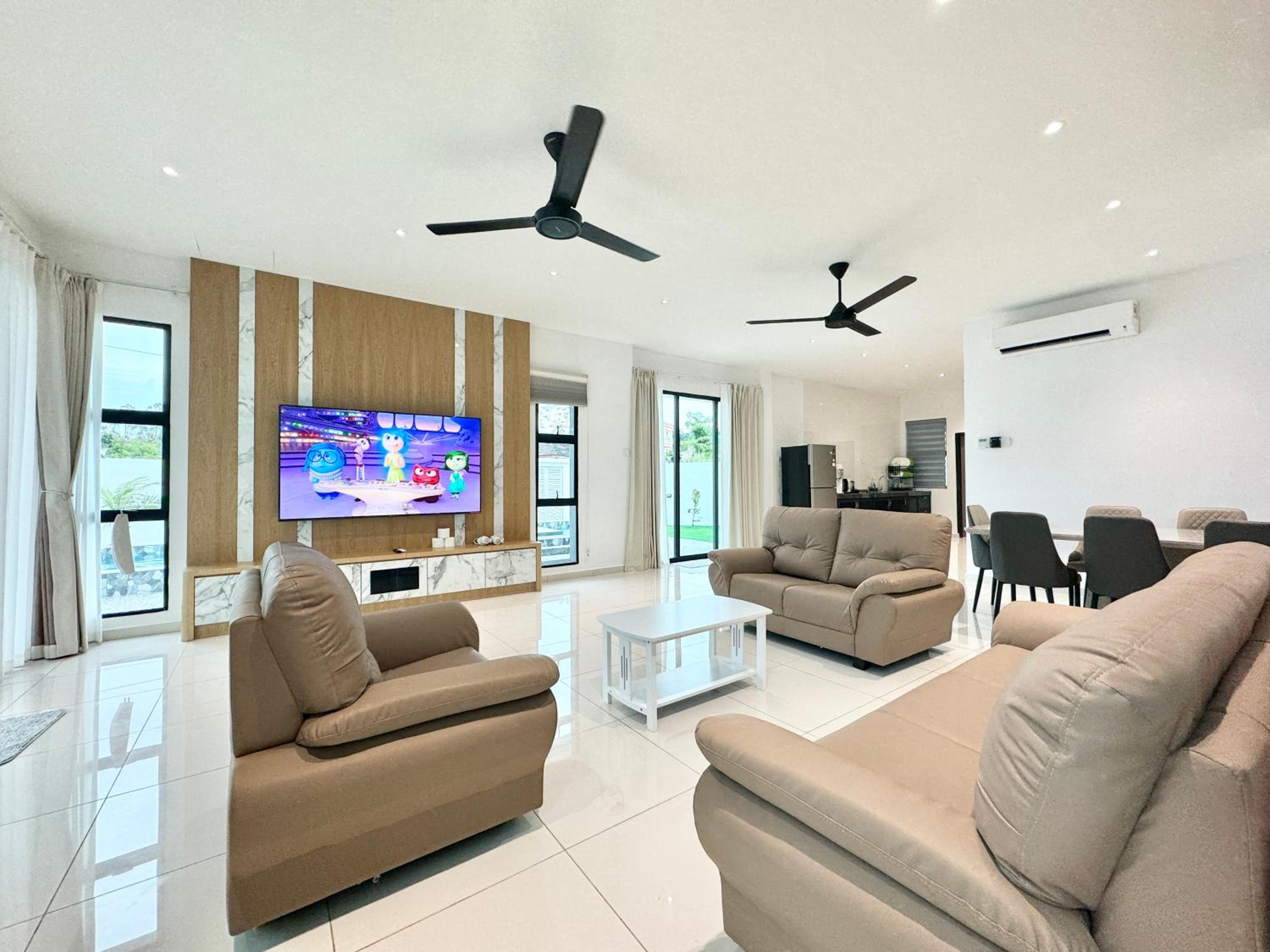 Luxury Holiday Home with Private Pool Langkawi by Zervin photo 3