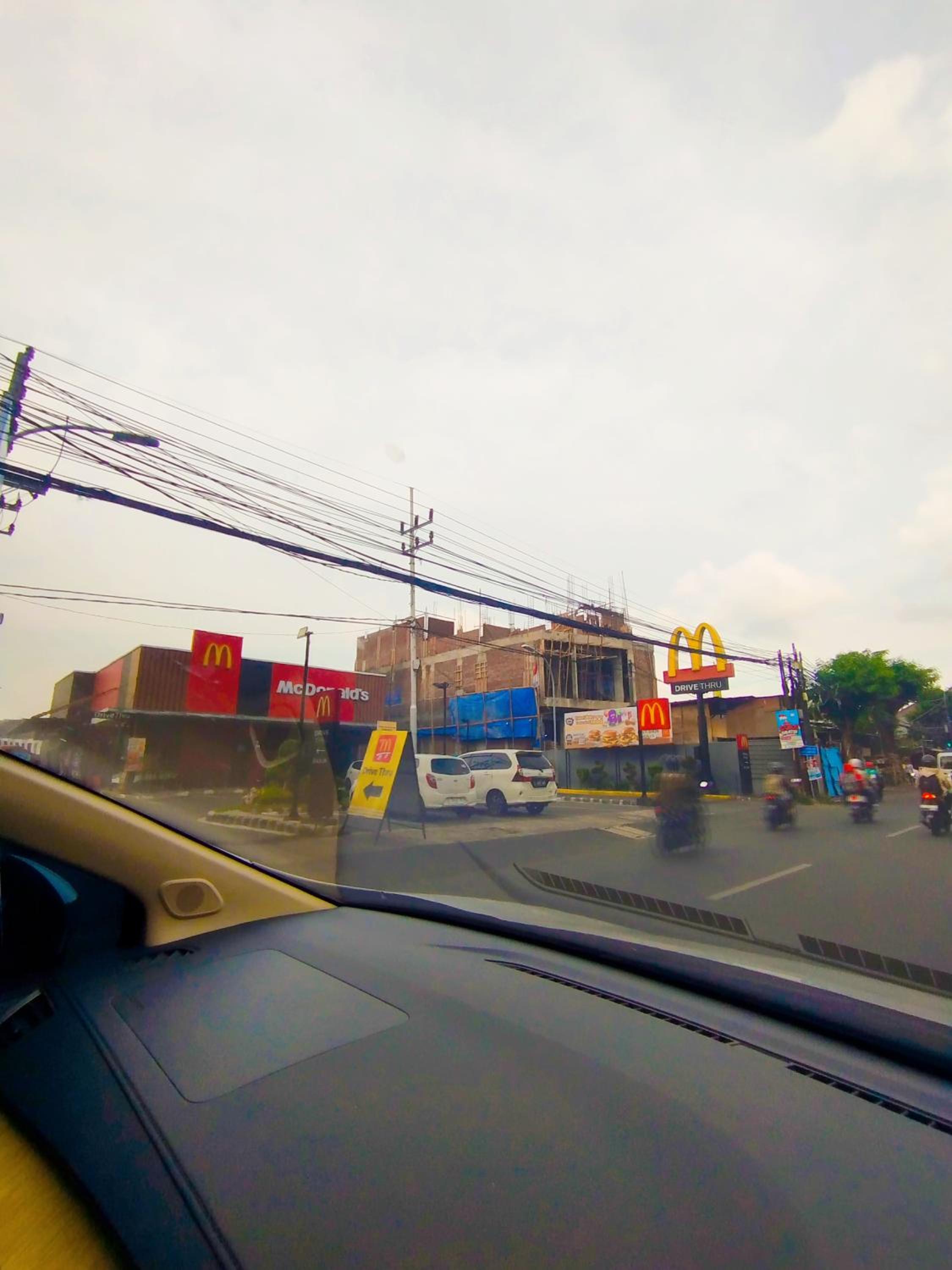 Cheery Home Surabaya 10 mins toll near Pakuwon Mall