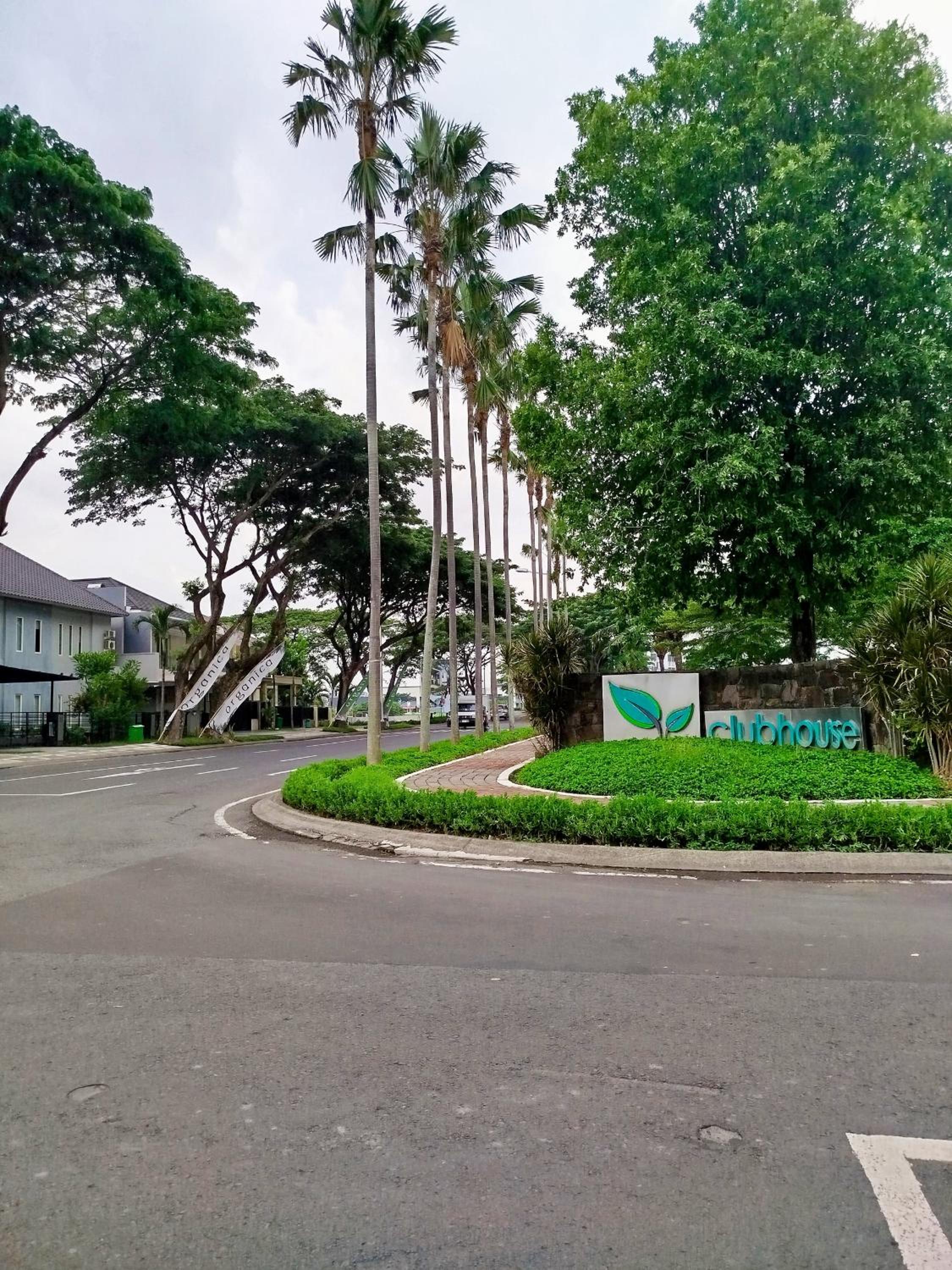 Cheery Home Surabaya 10 mins toll near Pakuwon Mall