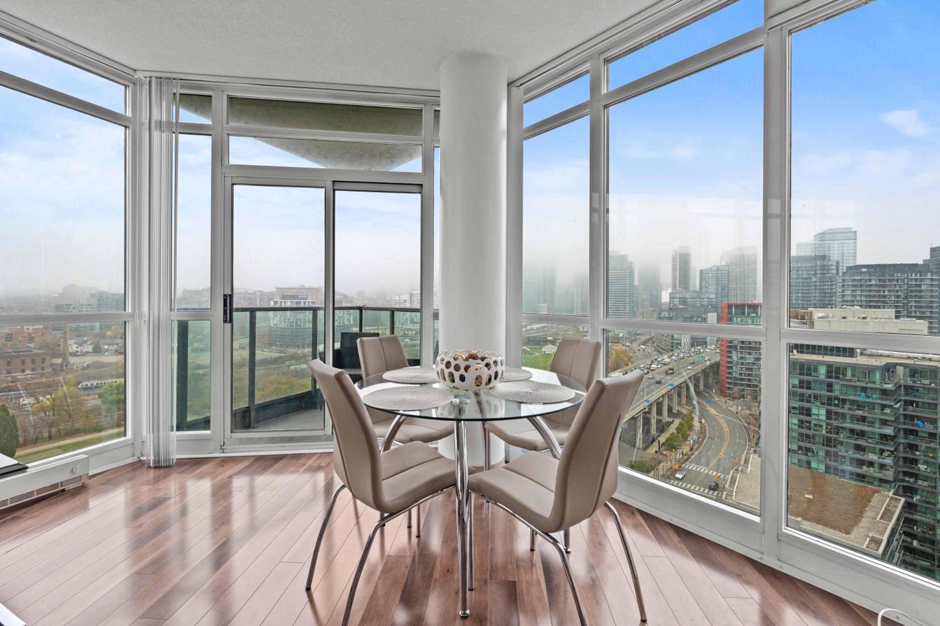 GLOBALSTAY Downtown Condo with Picturesque View