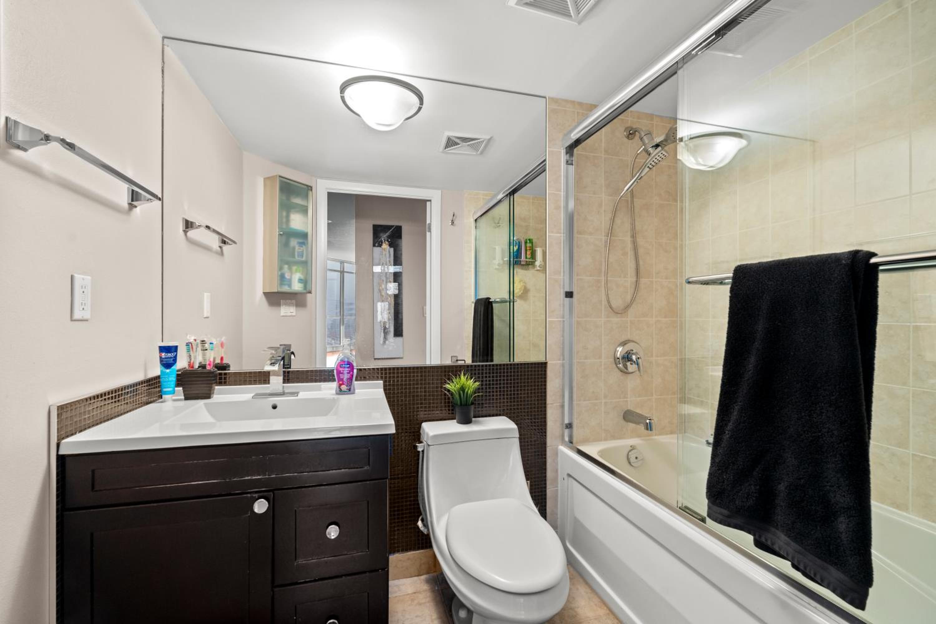 GLOBALSTAY Downtown Condo with Picturesque View