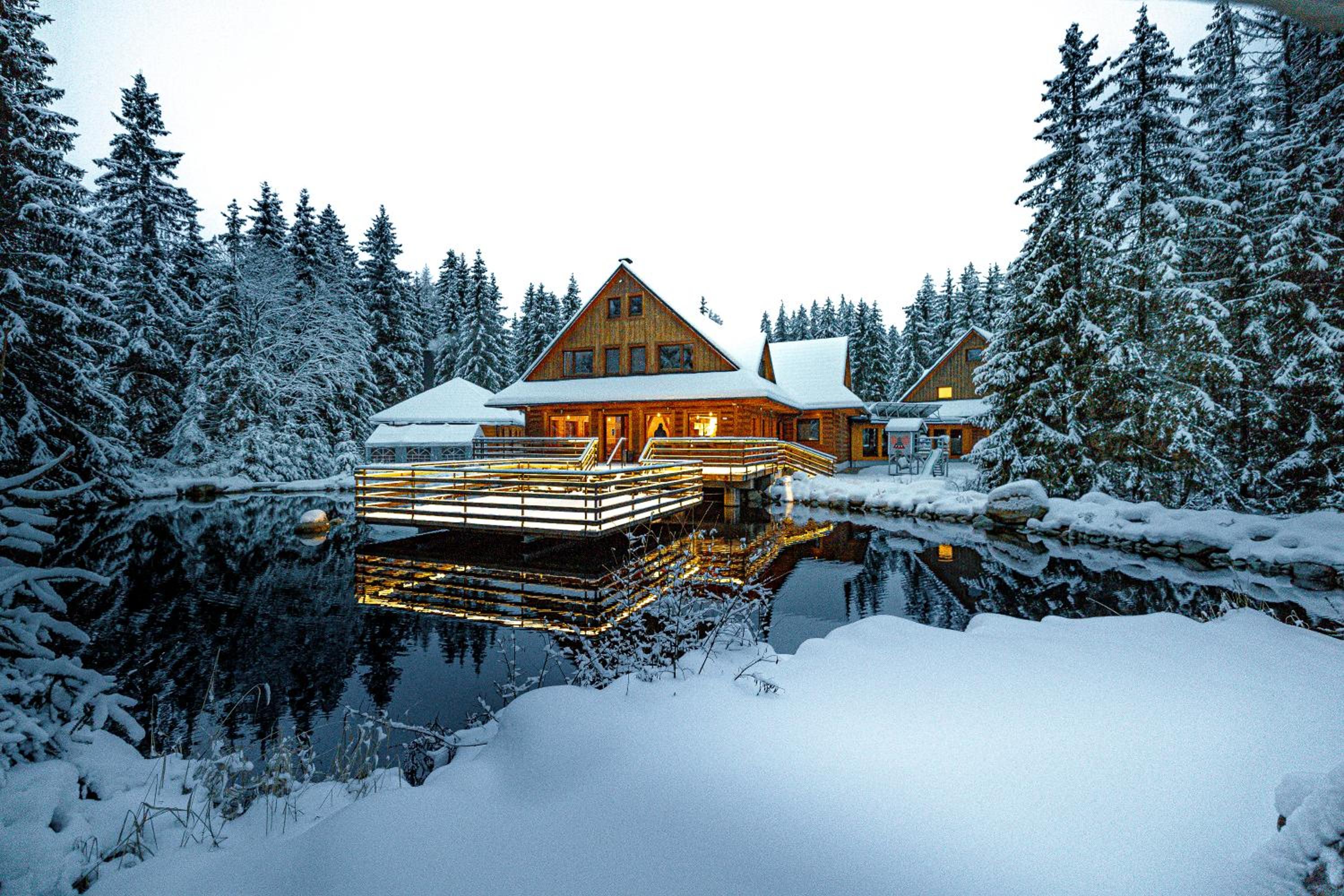 Hotel Rezort pri jazere Podbanské - Image 1