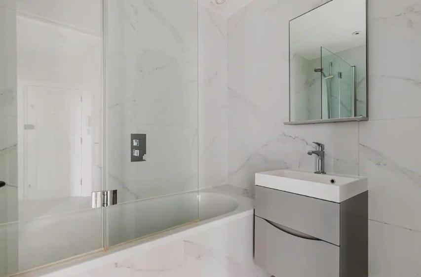 Fully furnished apartment - CheckProfile view 5
