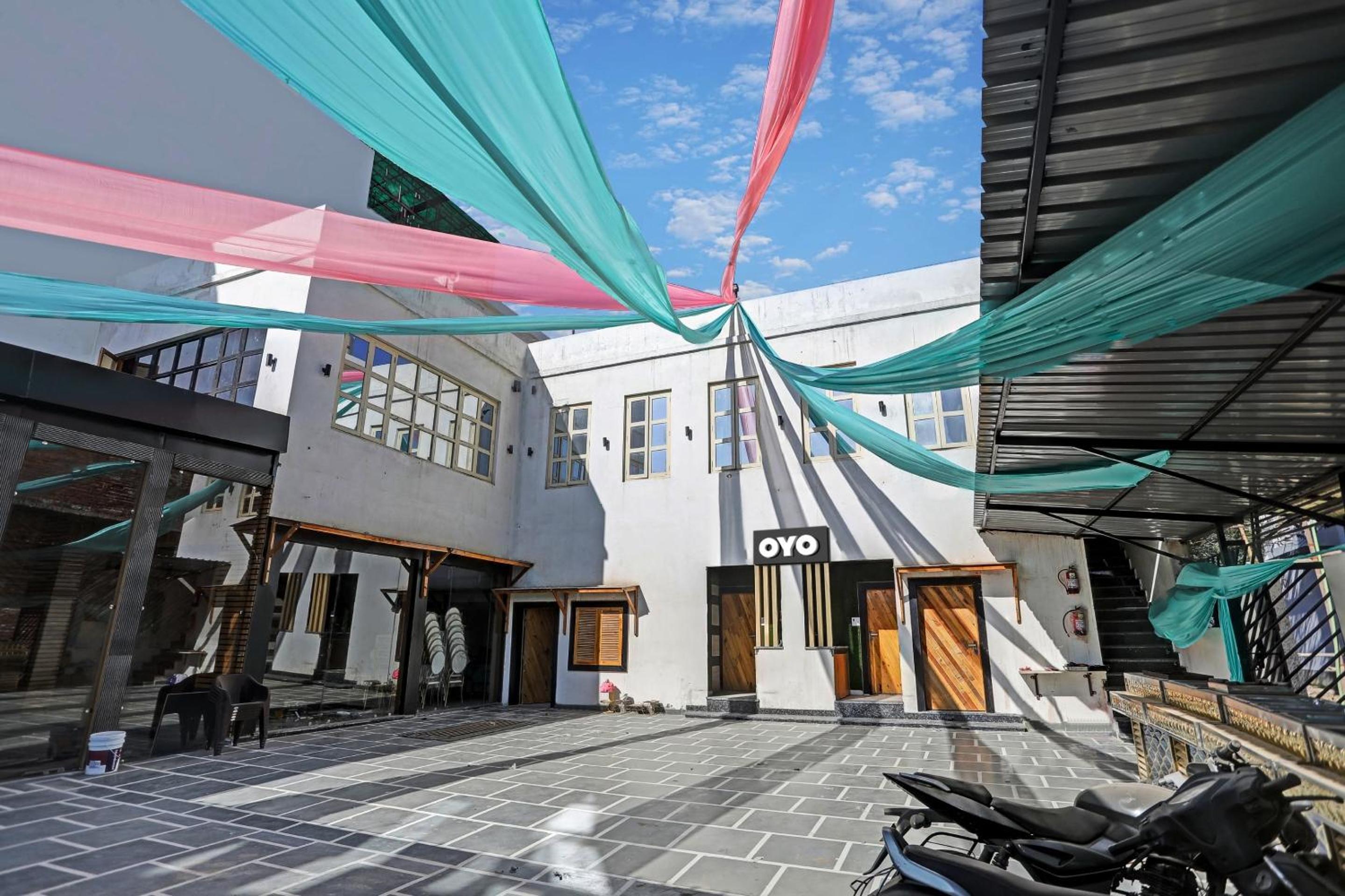 Hotel O Cube Resort