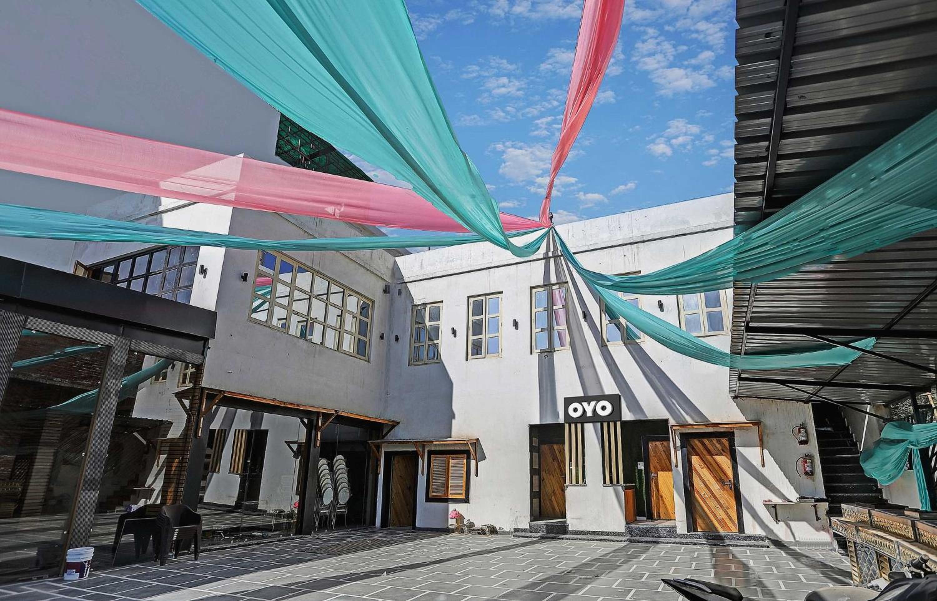 Hotel O Cube Resort