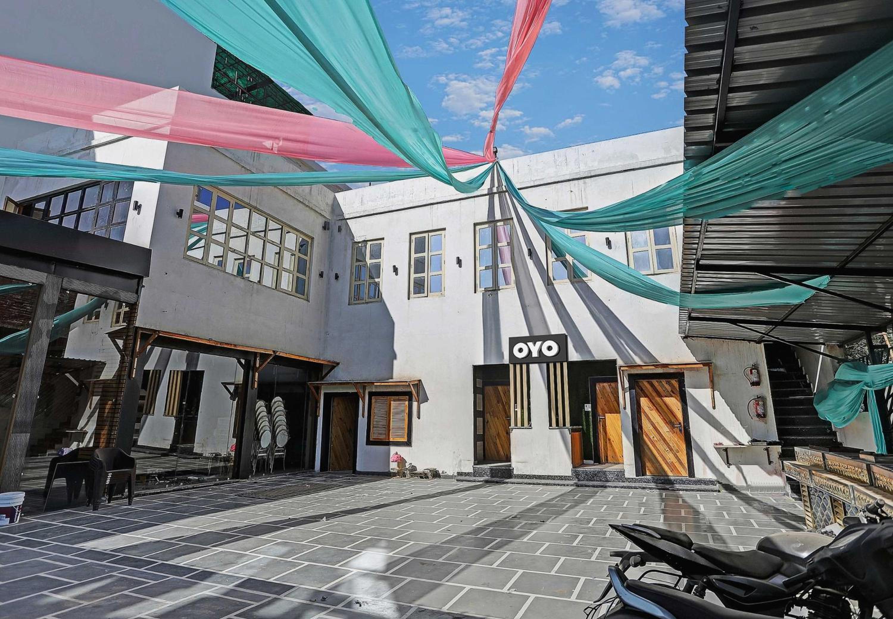 Hotel O Cube Resort
