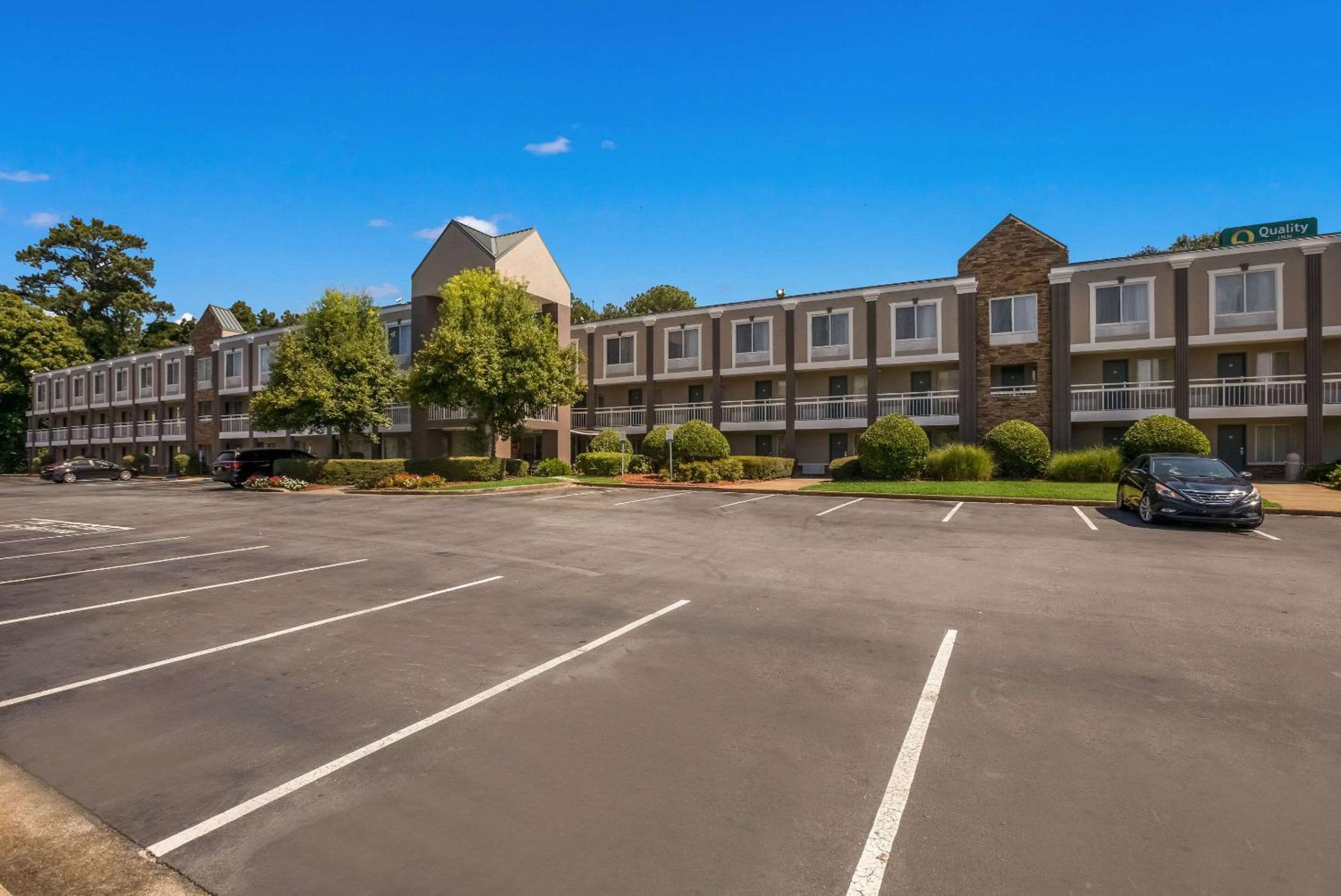 Quality Inn Northlake view 3