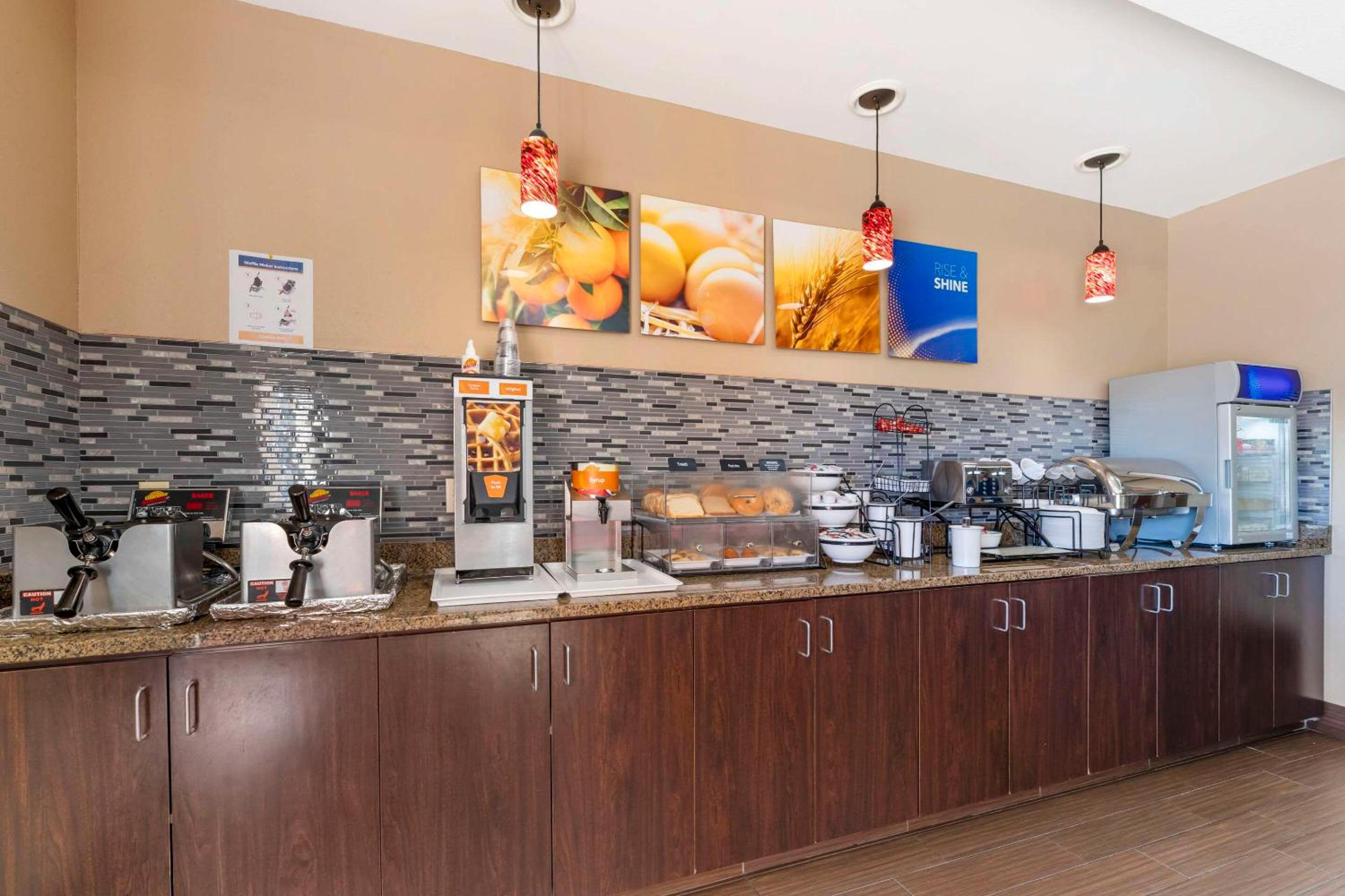 Comfort Inn & Suites Porter near Indiana Dunes, 사진 3