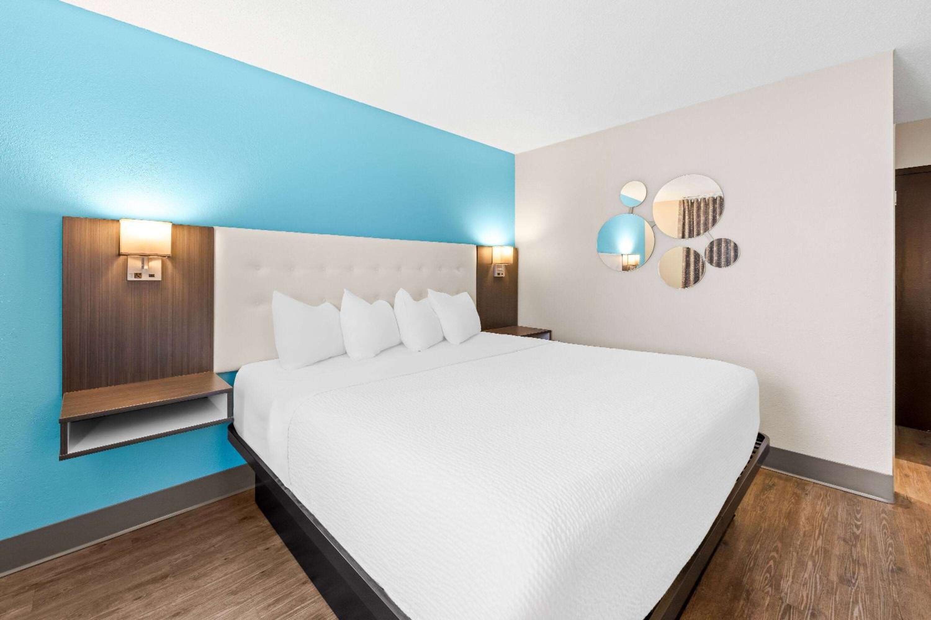 Thunder Bay Vacations - Howard Johnson by Wyndham Thunder Bay - Property Image 39
