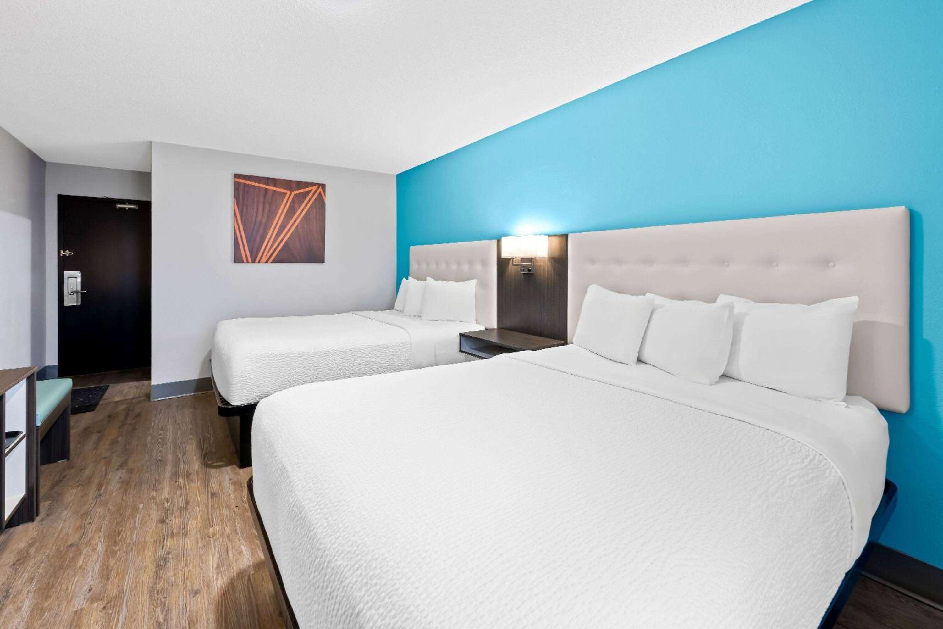 Thunder Bay Vacations - Howard Johnson by Wyndham Thunder Bay - Property Image 44