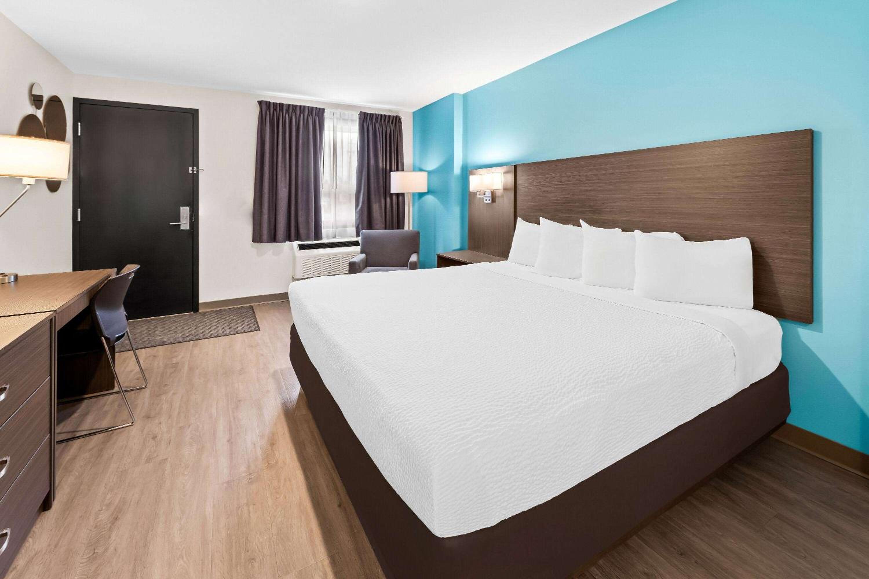 Thunder Bay Vacations - Howard Johnson by Wyndham Thunder Bay - Property Image 54