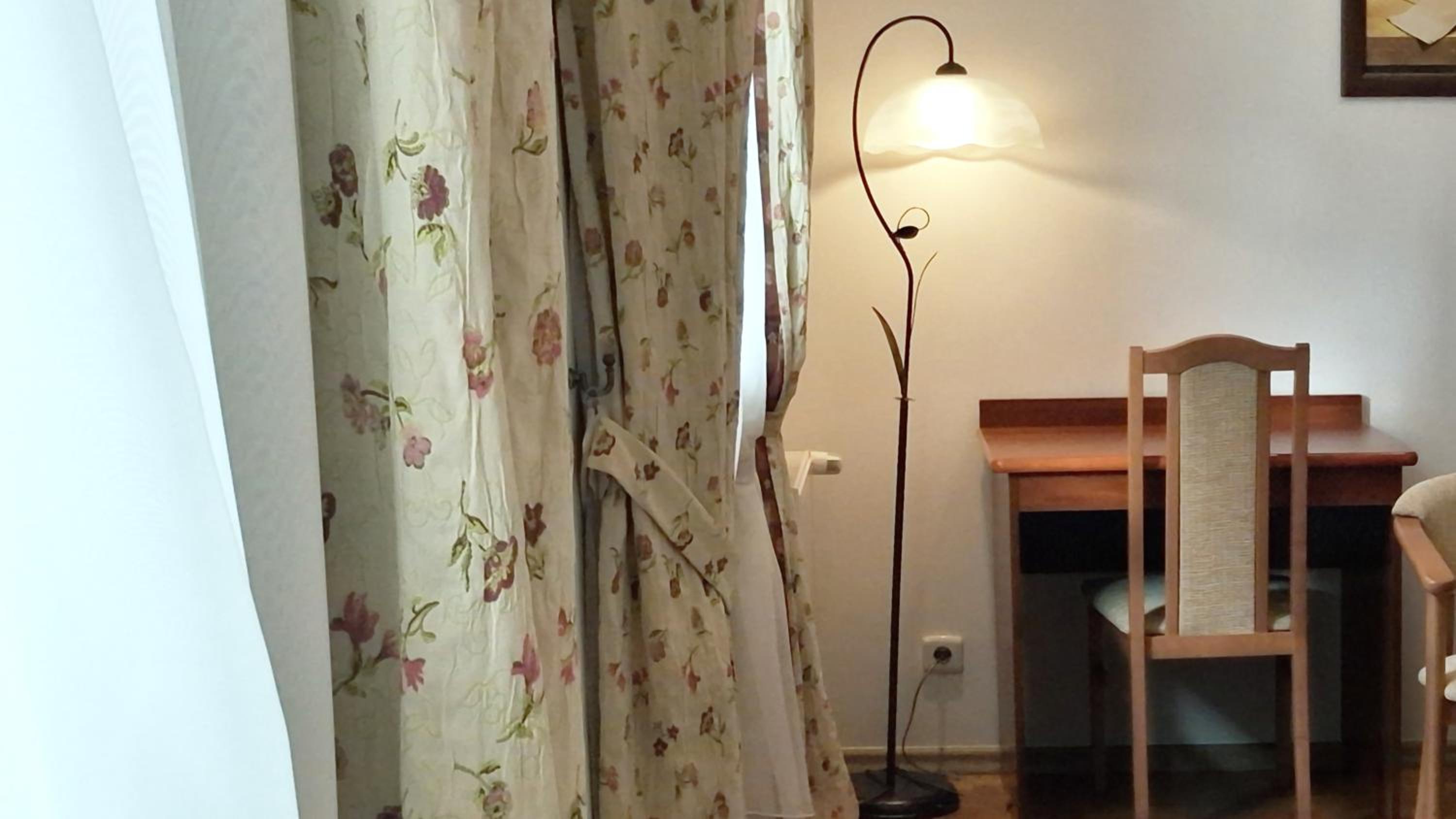 Photo 48