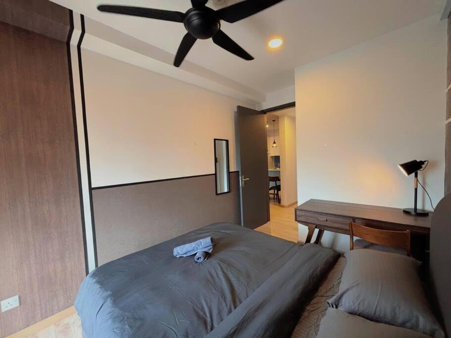 5PX, 3BR Emporis KD, Near Segi & Thomson Hospital photo 1