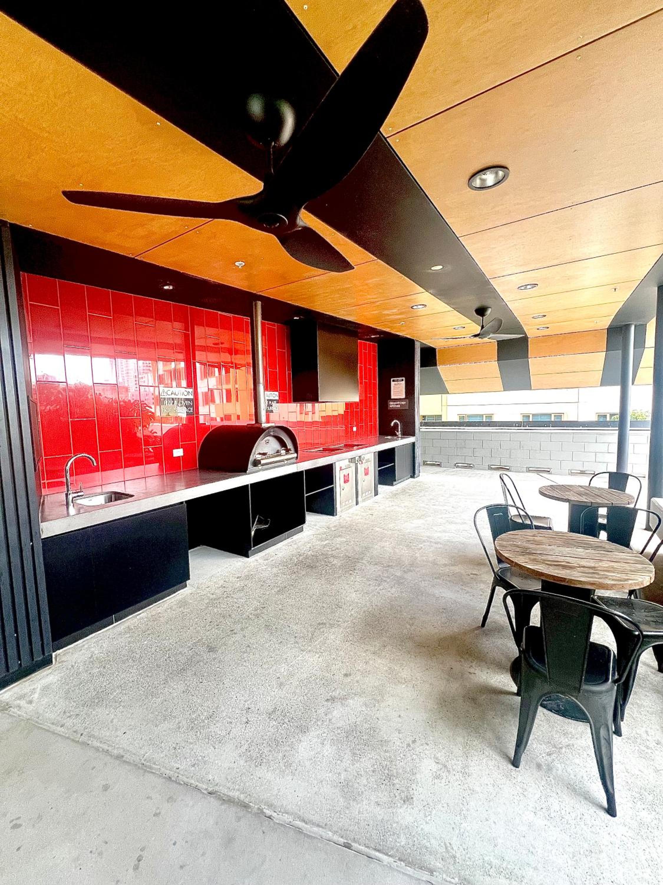Brisbane Vacations - Chic Stay in the Valley with Pool and BBQ Area - Property Image 7