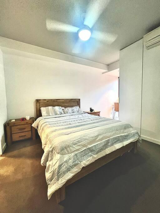Brisbane Vacations - Chic Stay in the Valley with Pool and BBQ Area - Property Image 10
