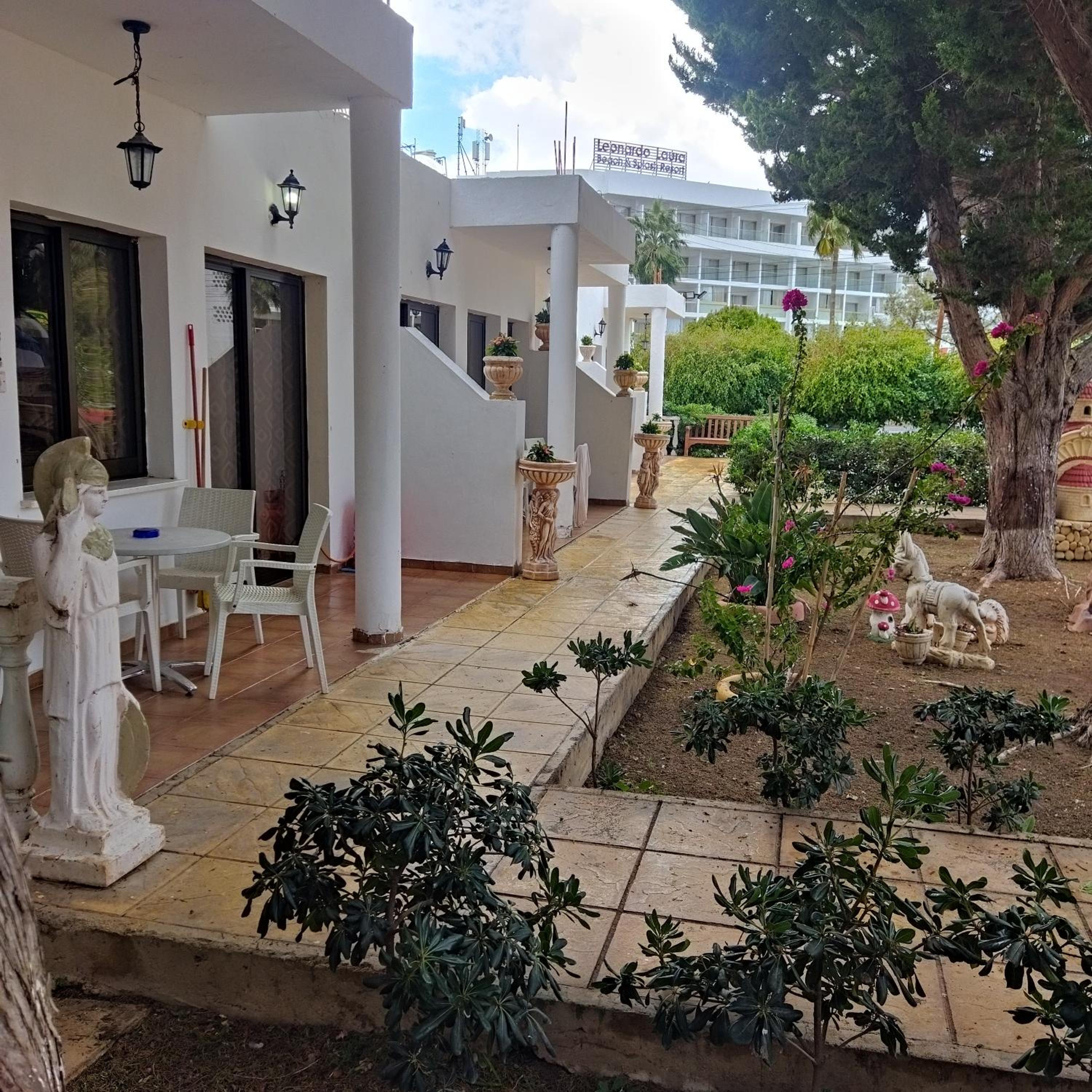 anastasia holiday apartments