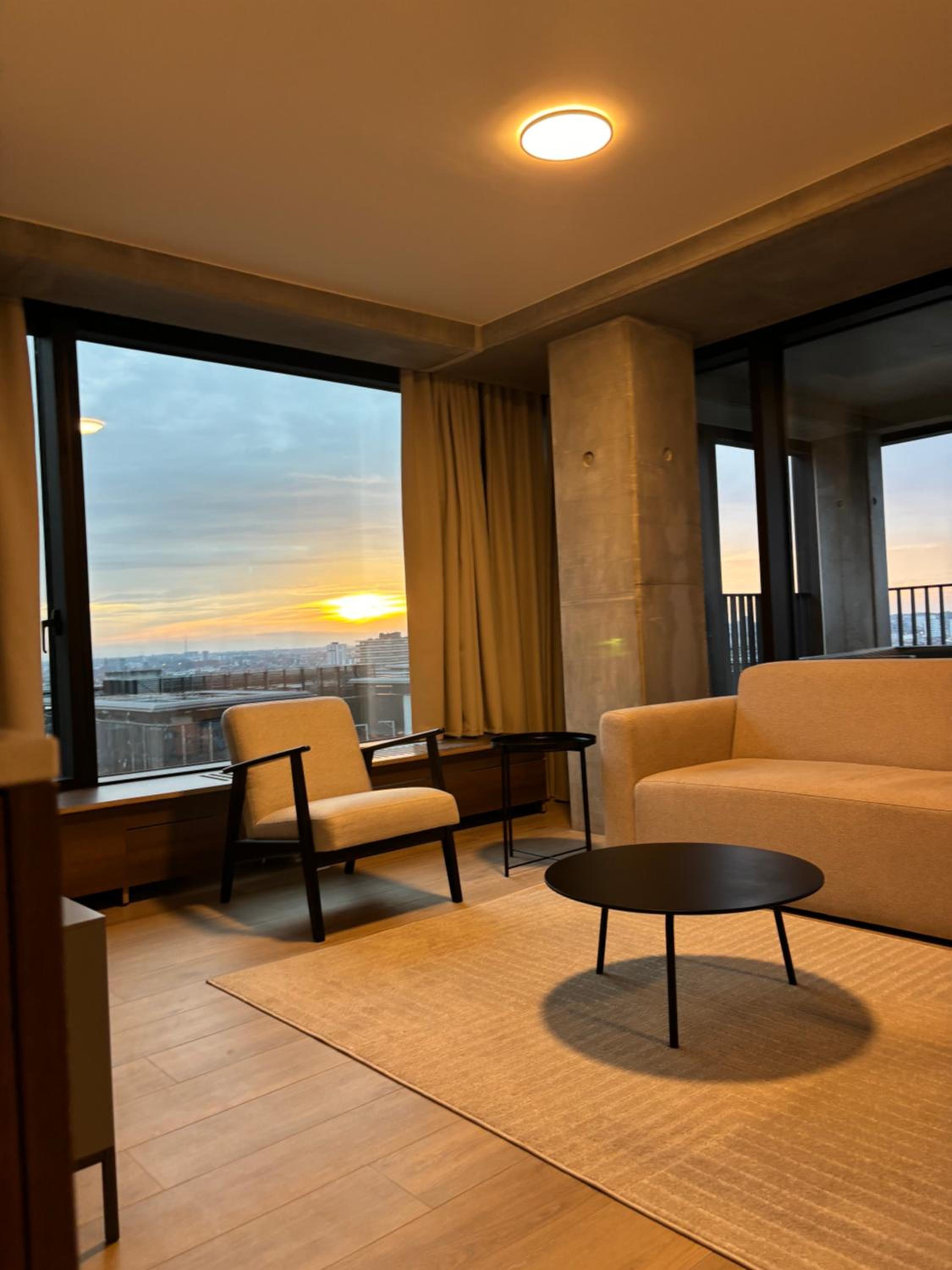 Beautiful Apartment with Panoramic View of center with roof terrace