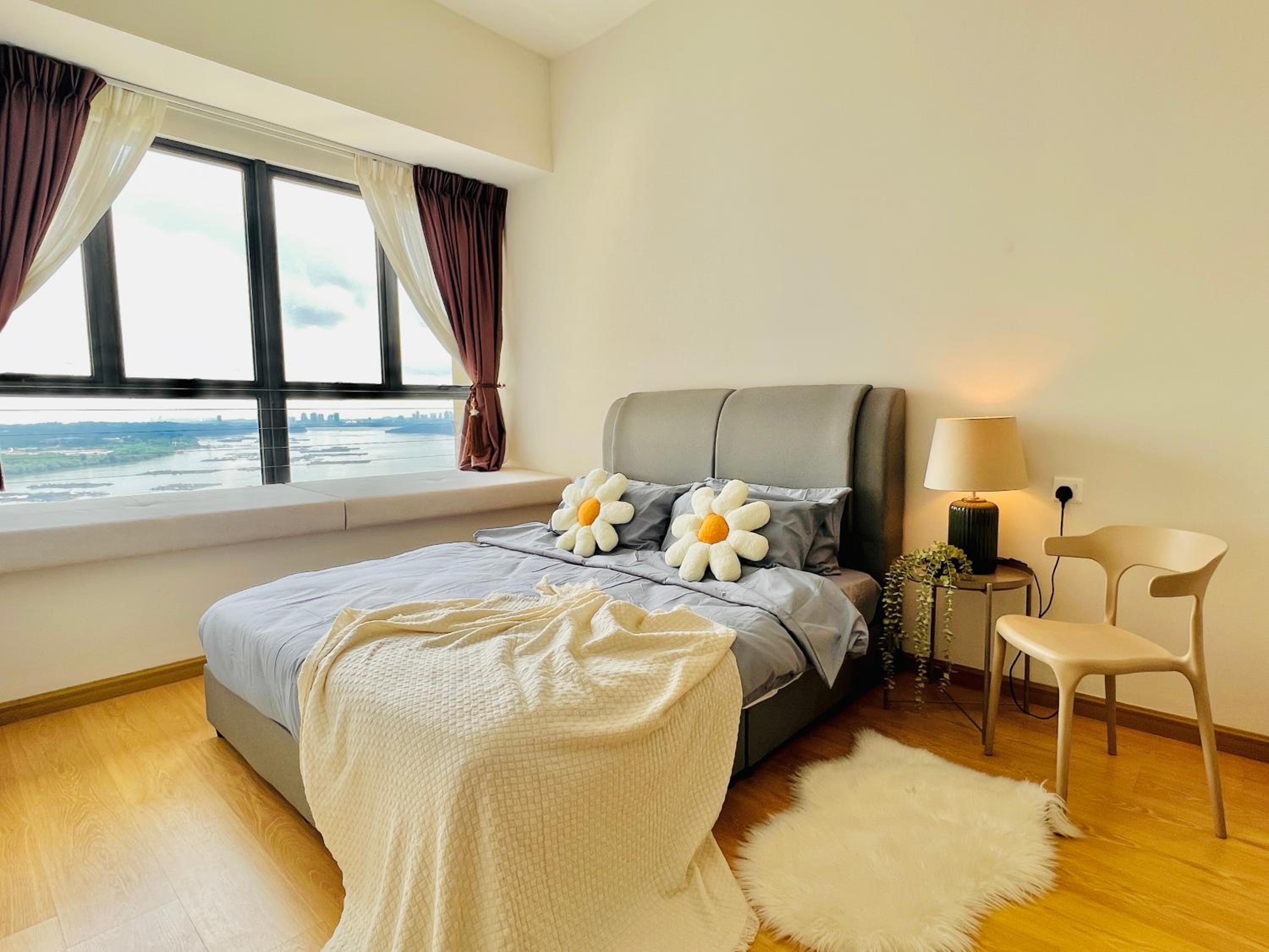 Country Garden Danga Bay Lovell by R9 HomeStay