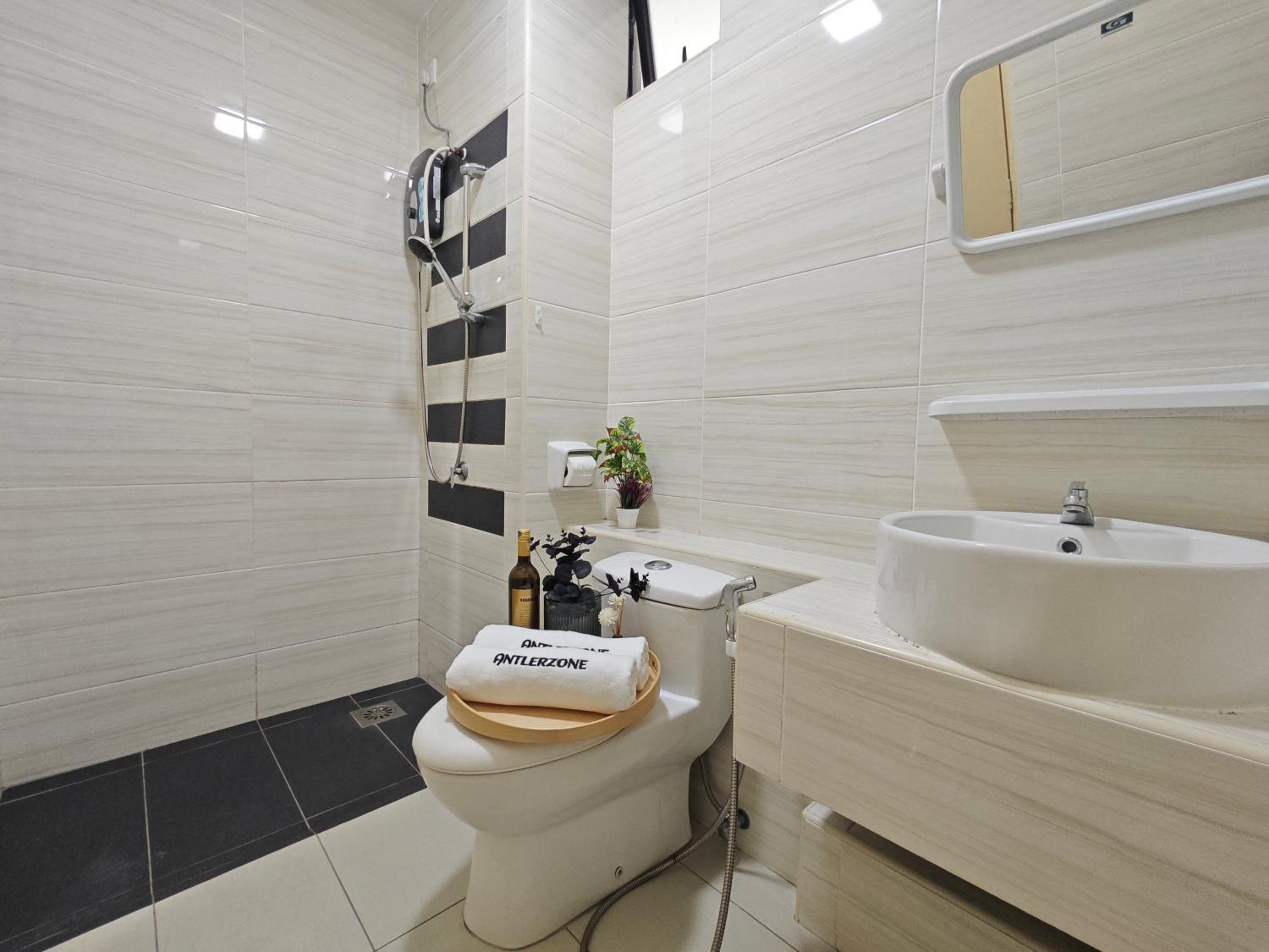 Kempas Dsummit Residences by Antlerzone