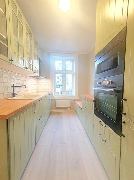 Charming bright Apt in quiet area of Grunerløkka view 5