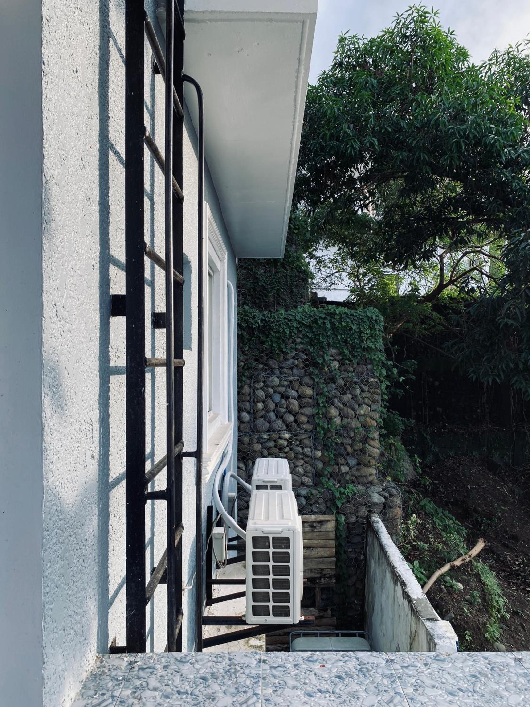 Lakayo Hillside Apartelle view 3