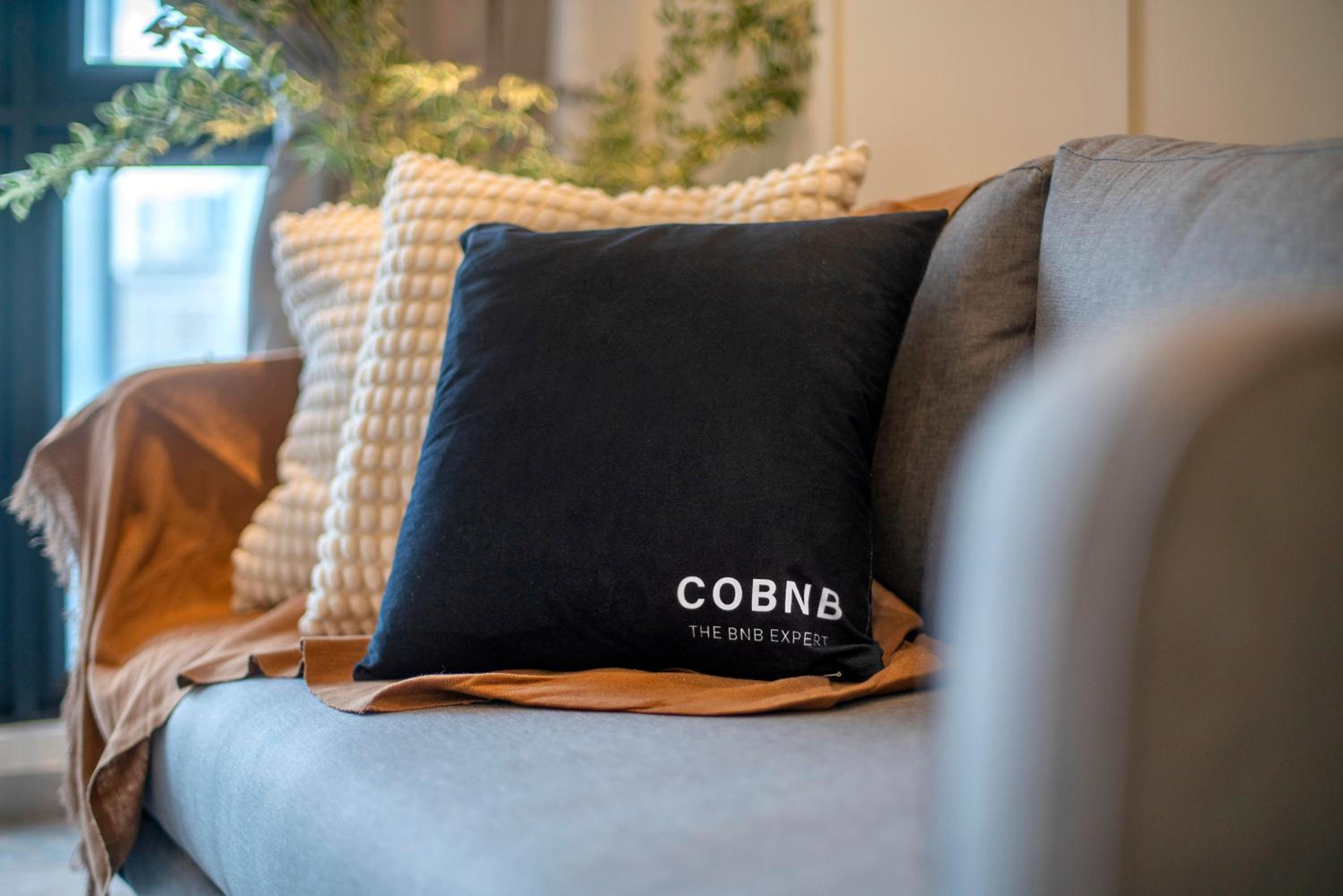 Agile Bukit Bintang by Cobnb, TRX, KL City