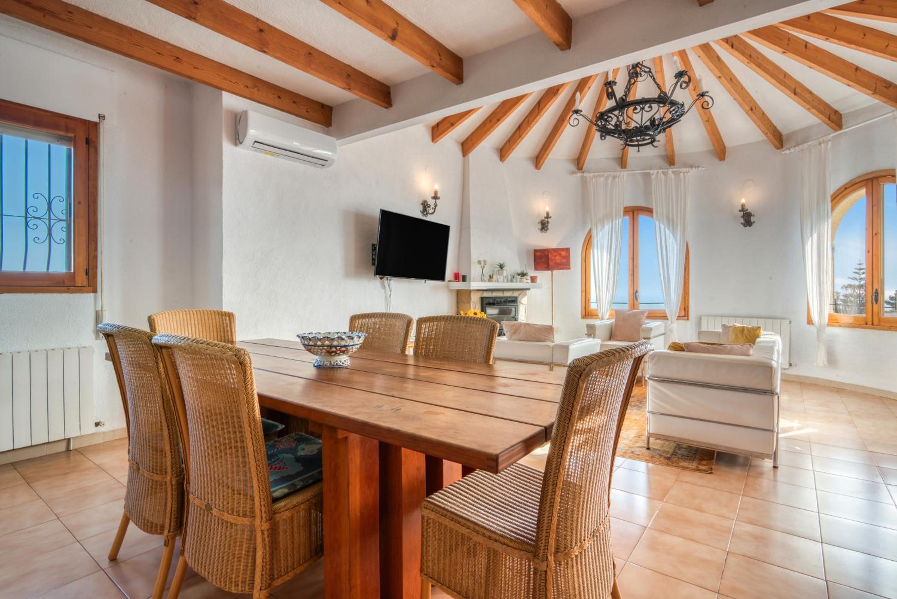 Landhaus Mit Pool Und Spektakulren