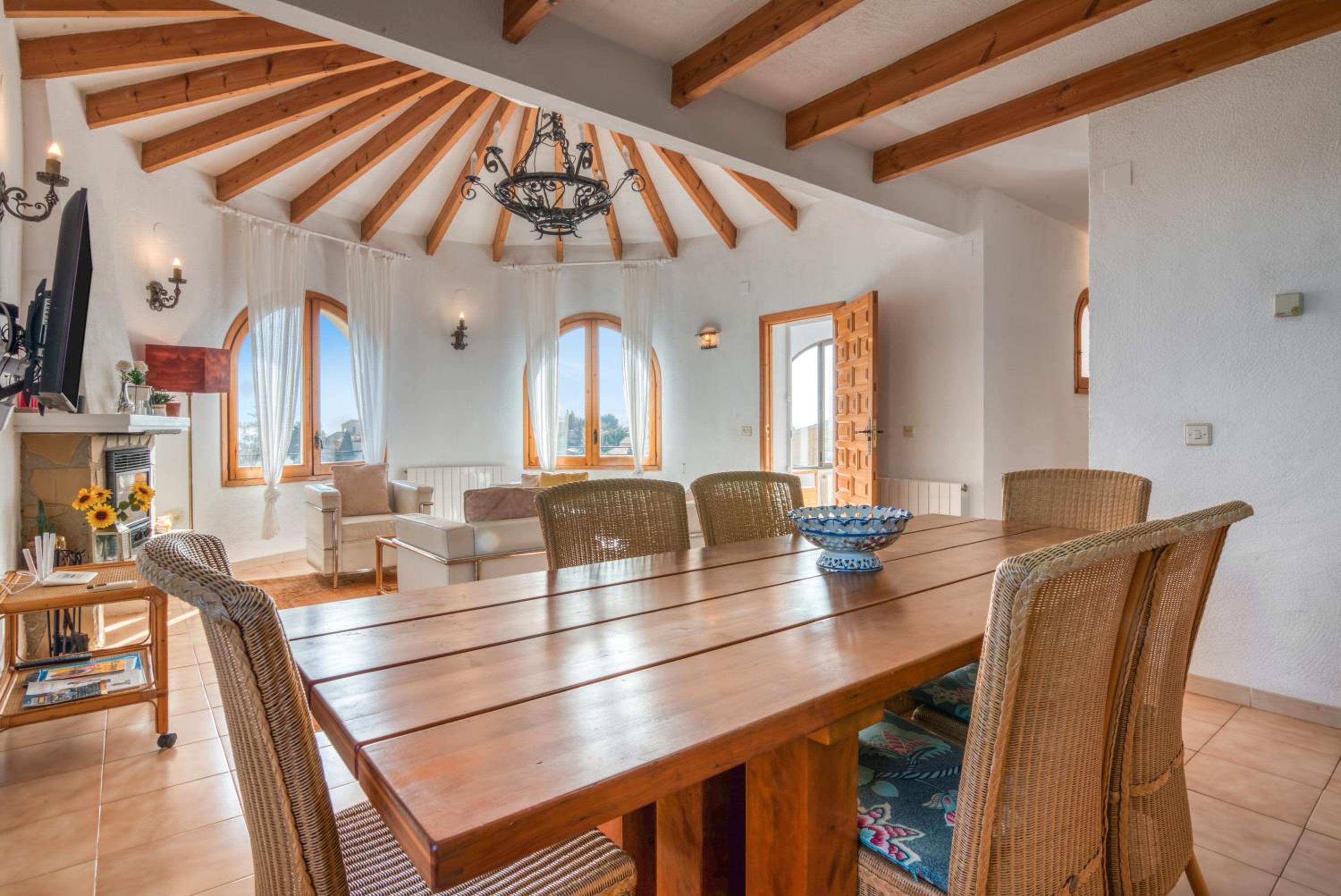 Landhaus Mit Pool Und Spektakulren