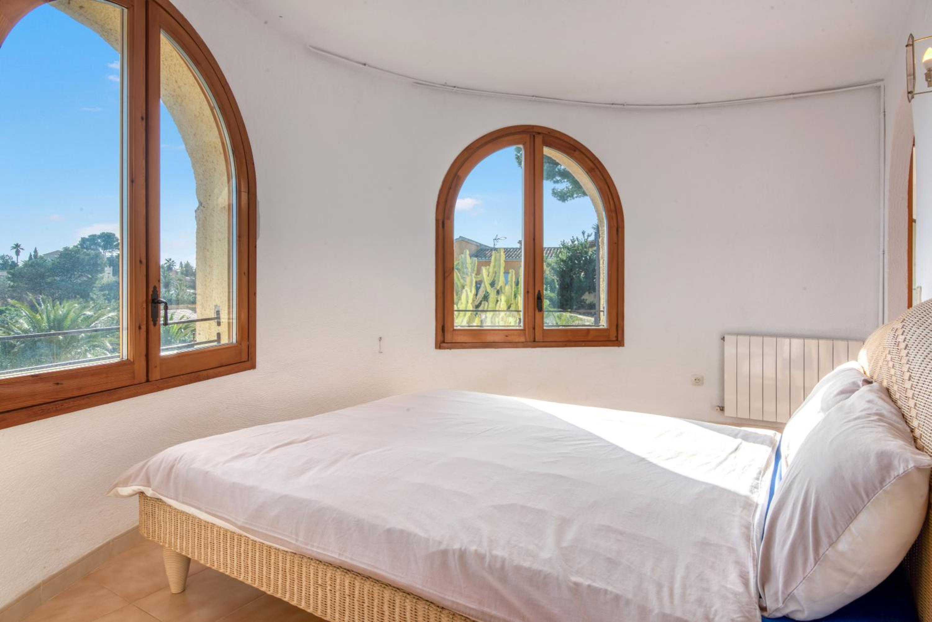 Landhaus Mit Pool Und Spektakulren