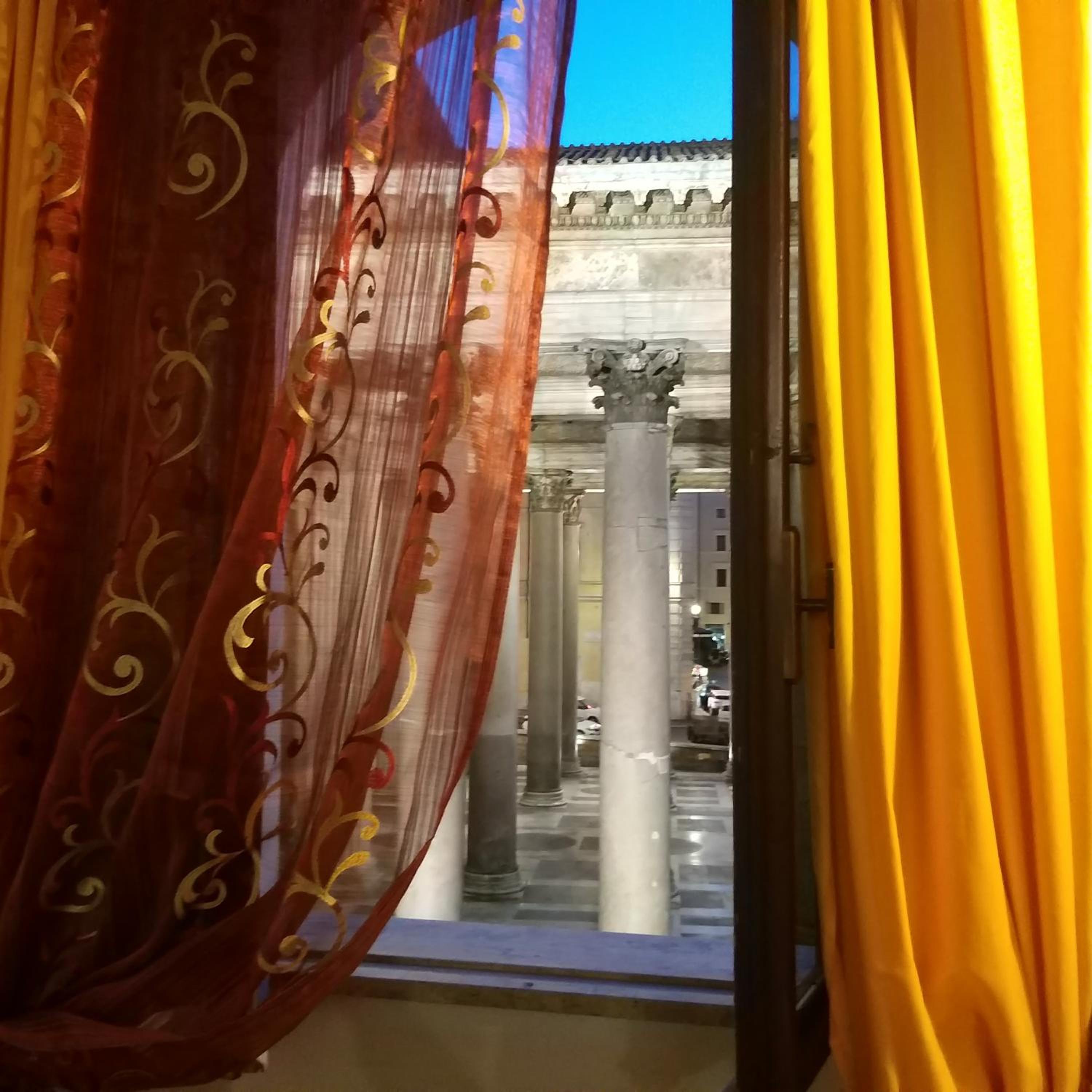 L'antica dimora con splendida vista sul Pantheon