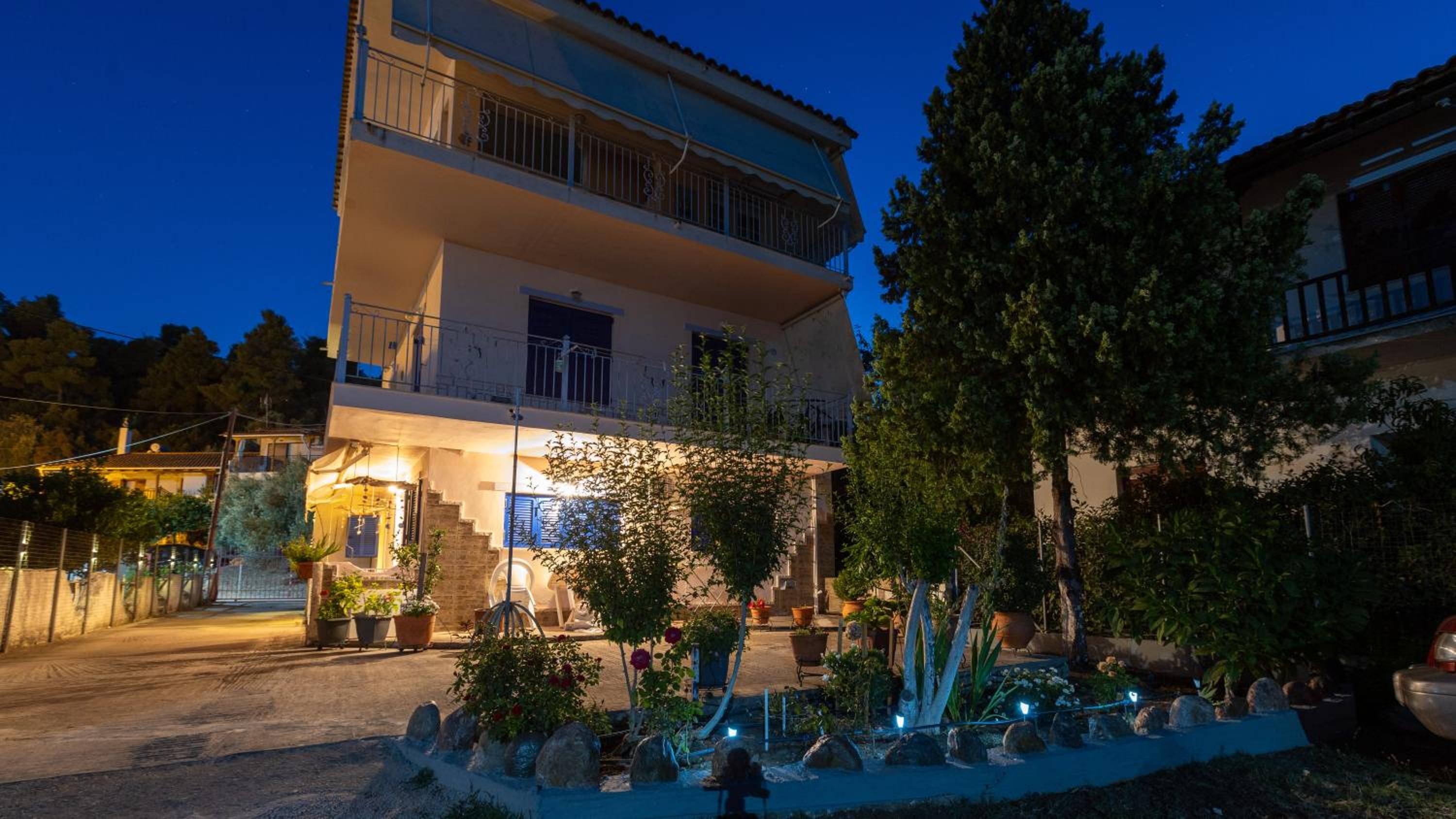 Liakos' Apartments view 2