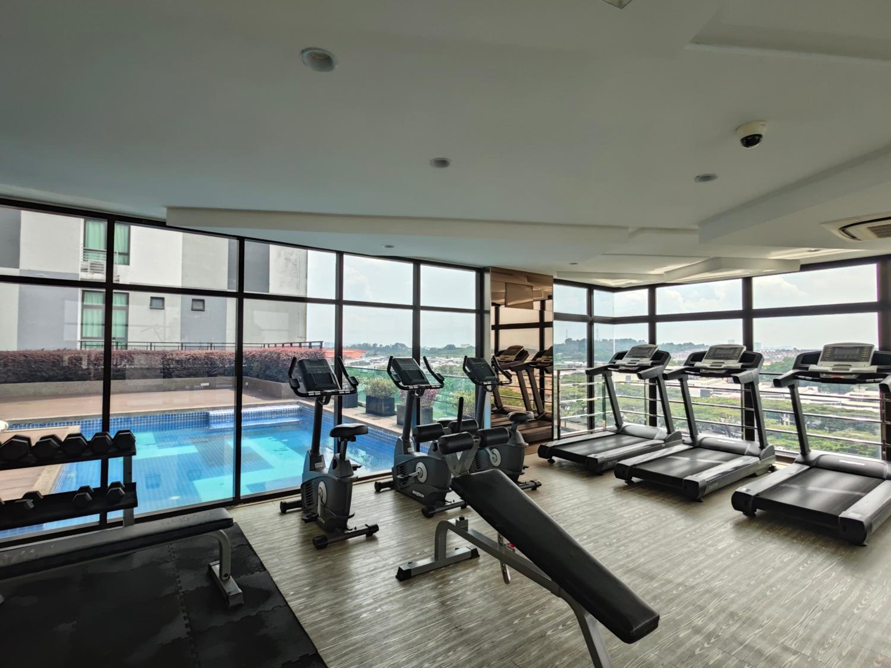 Kempas Dsummit Residences by Antlerzone