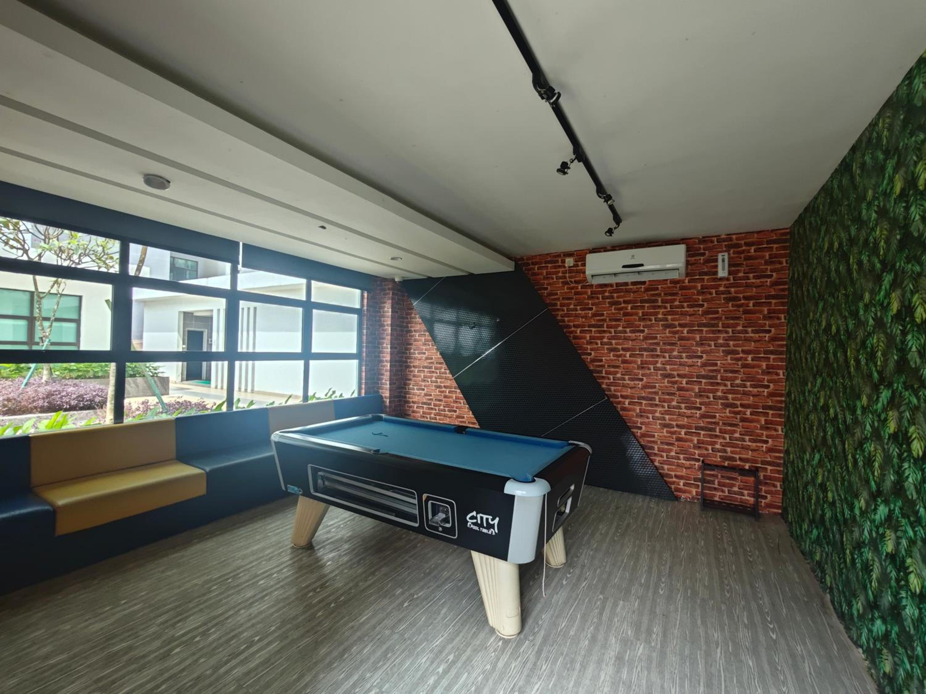 Kempas Dsummit Residences by Antlerzone