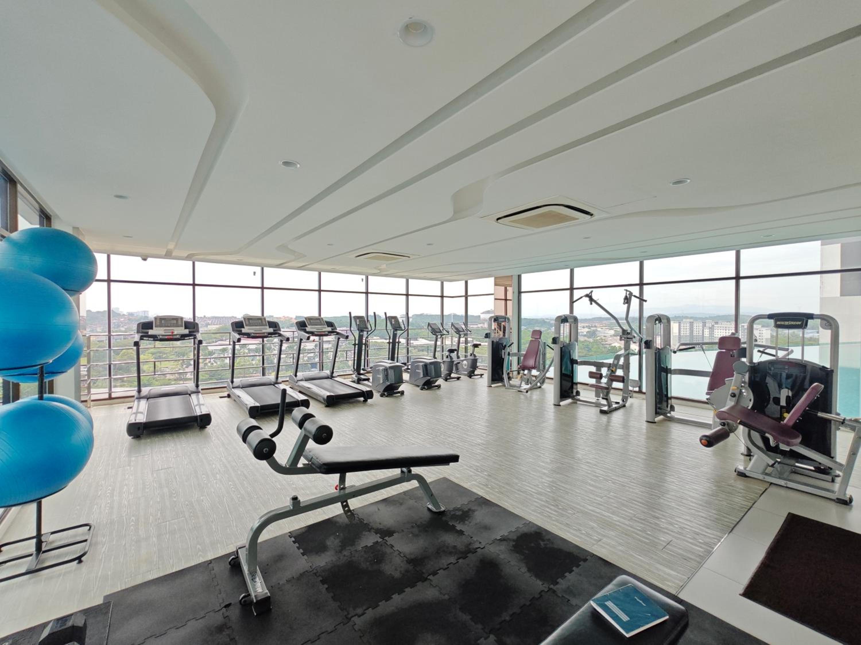 Kempas Dsummit Residences by Antlerzone