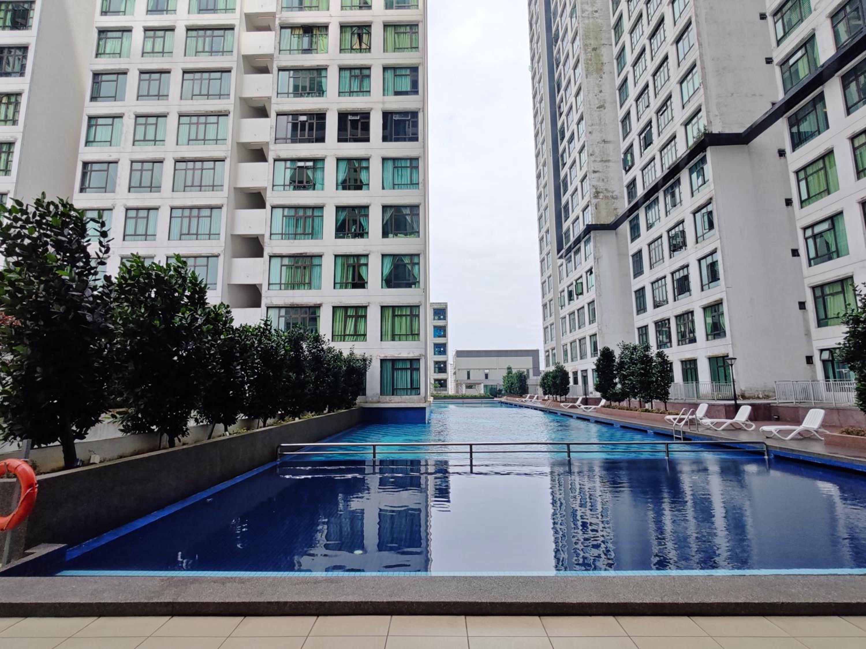 Kempas Dsummit Residences by Antlerzone