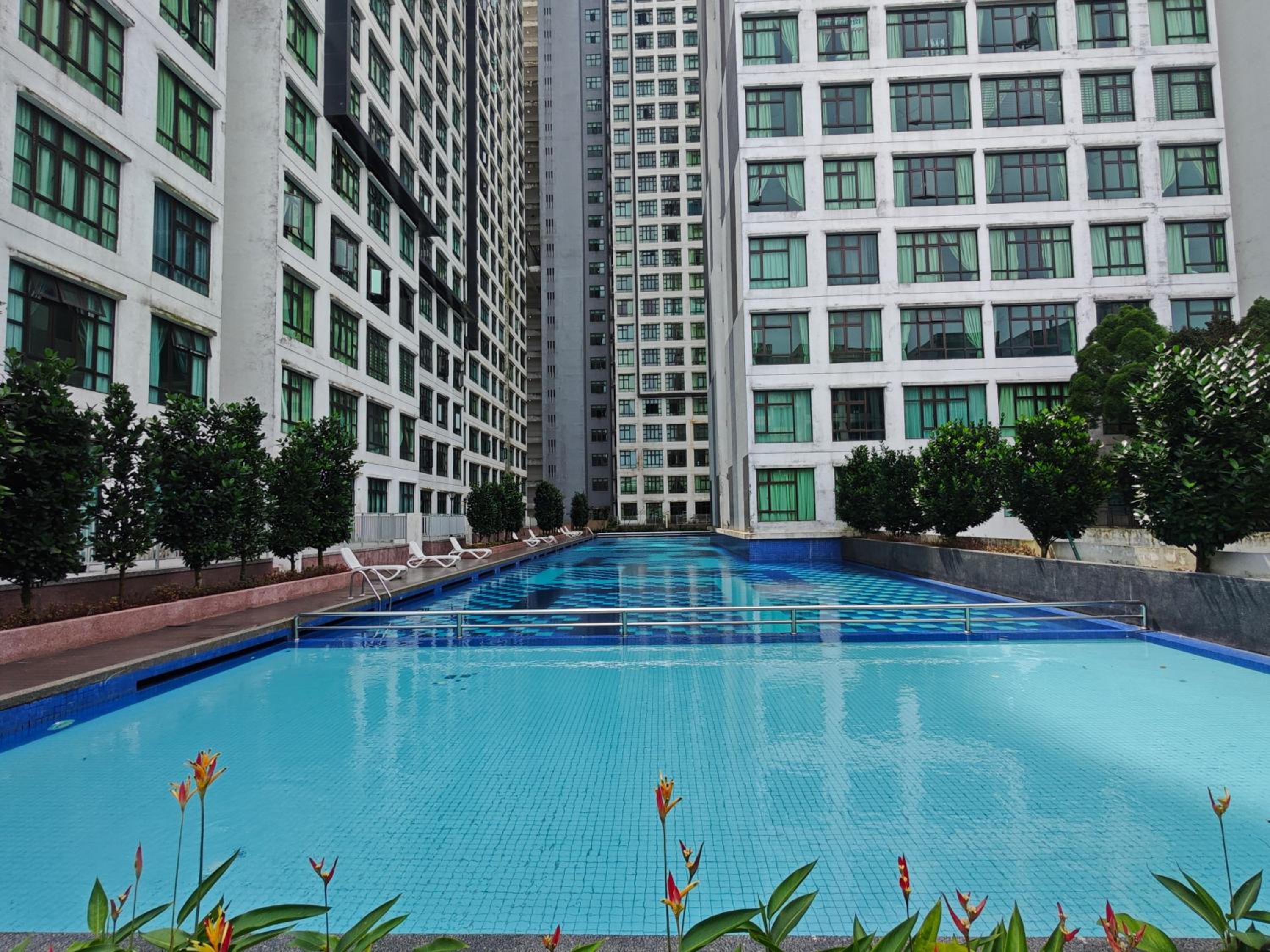 Kempas Dsummit Residences by Antlerzone